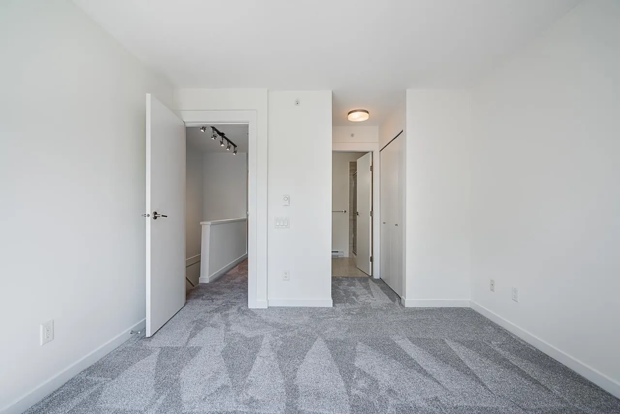 23 2332 Ranger Lane