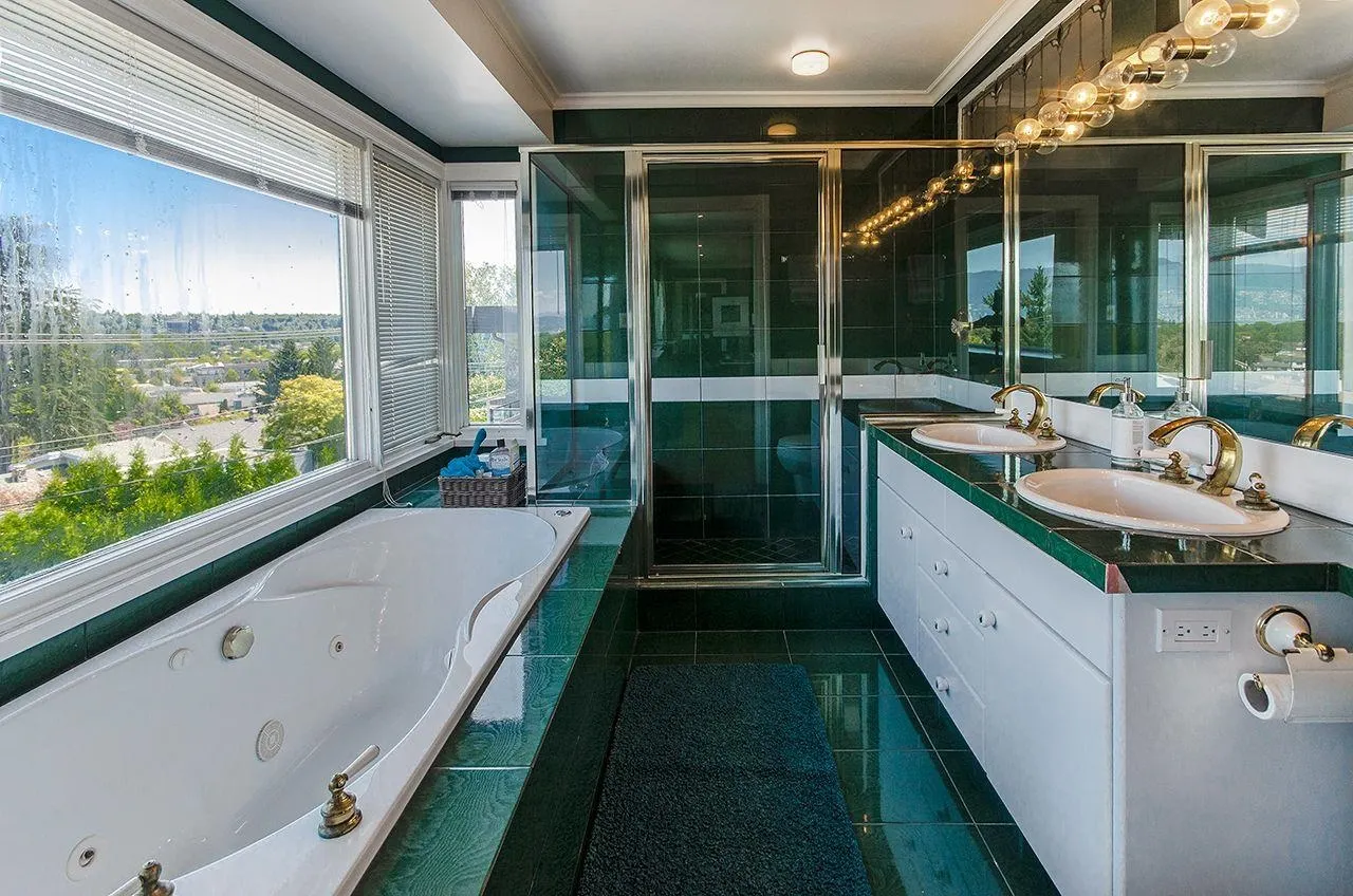 3988 Quesnel Drive