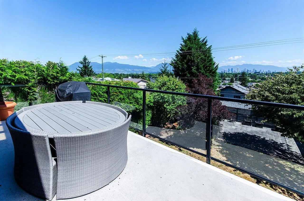3988 Quesnel Drive