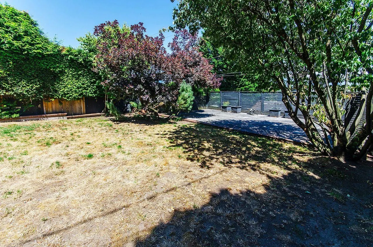3988 Quesnel Drive