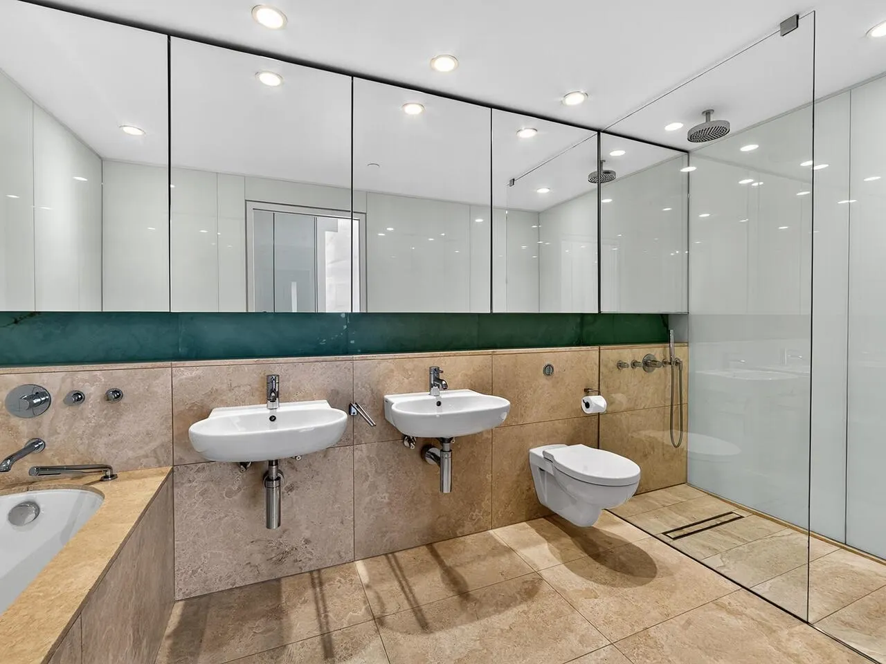 3504 838 W Hastings Street