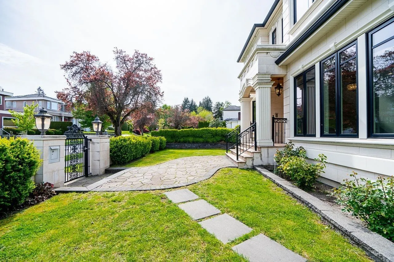 2651 Mcbain Avenue