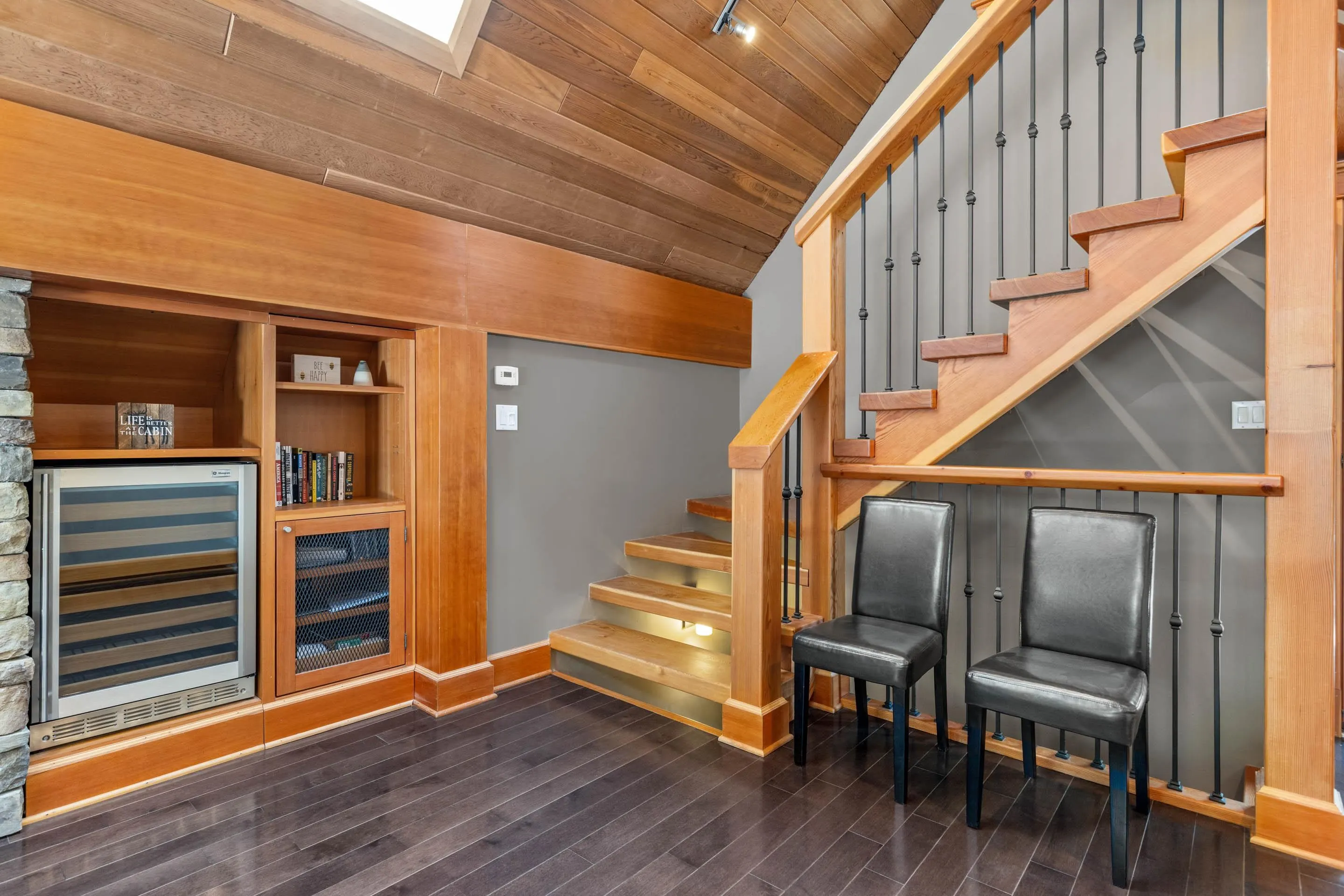9380 Emerald Drive