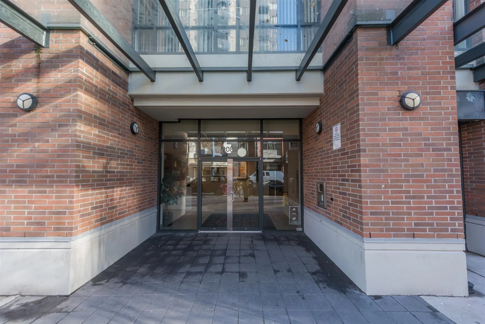 1606 1082 Seymour Street