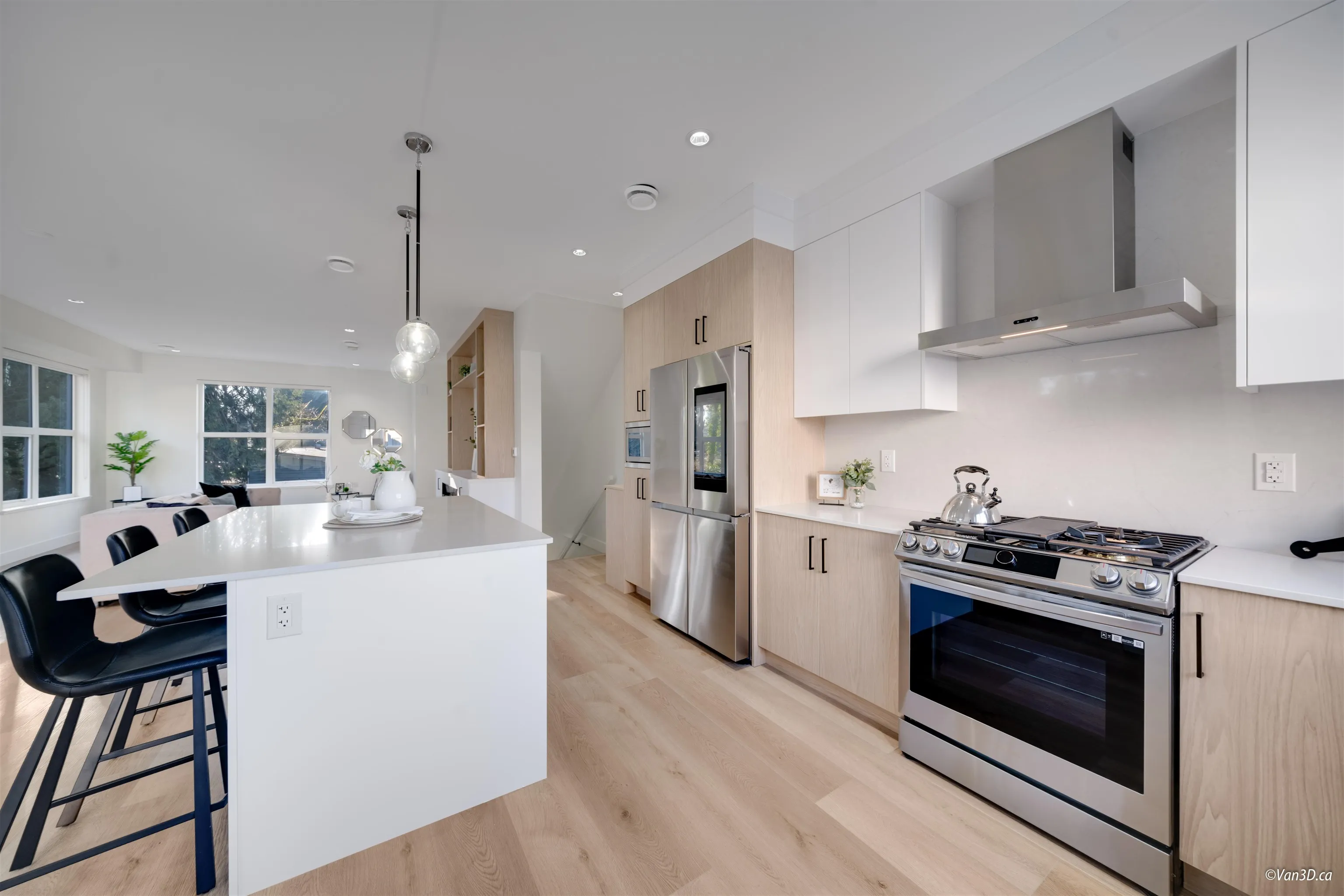 33 12585 104a Avenue