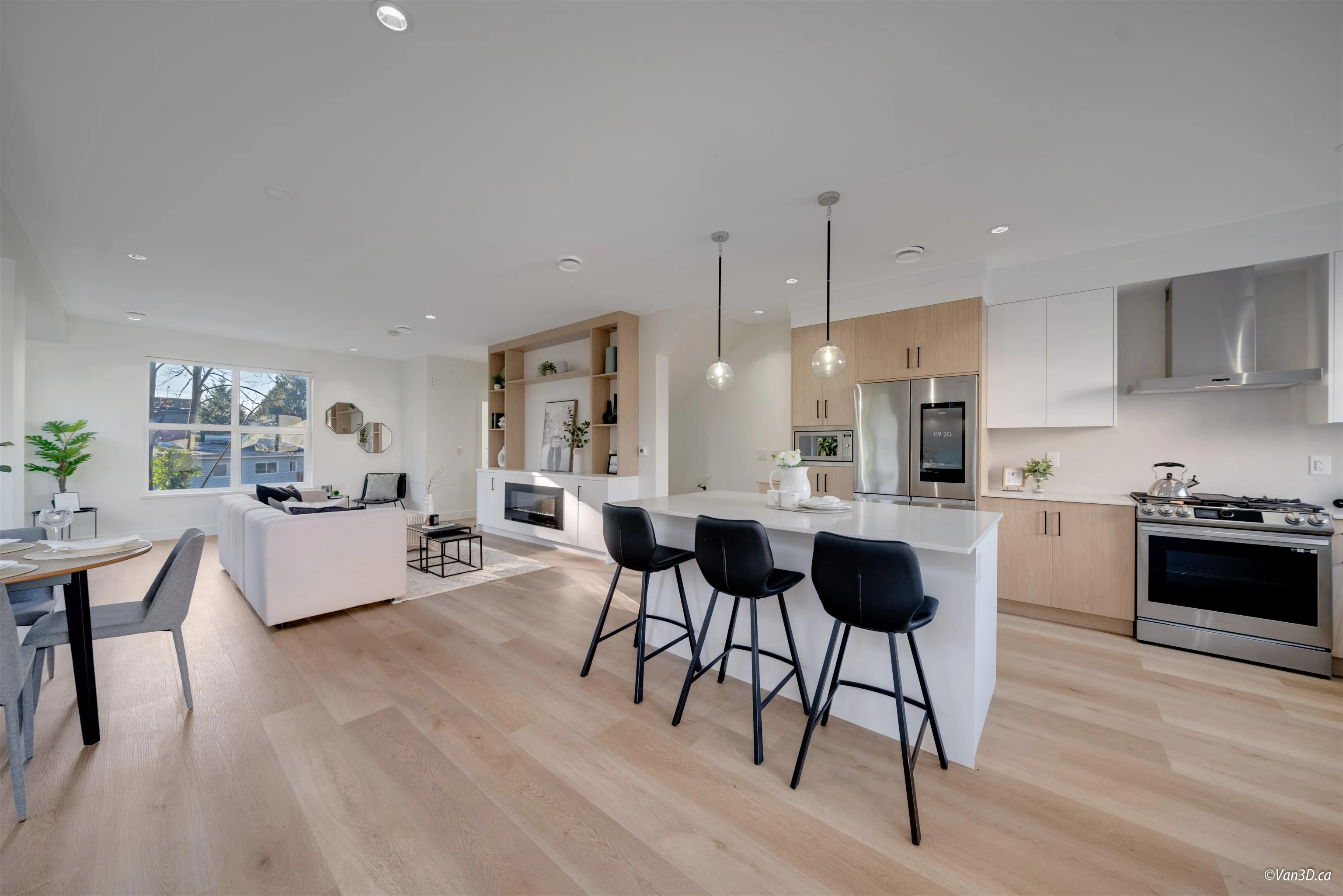 33 12585 104a Avenue