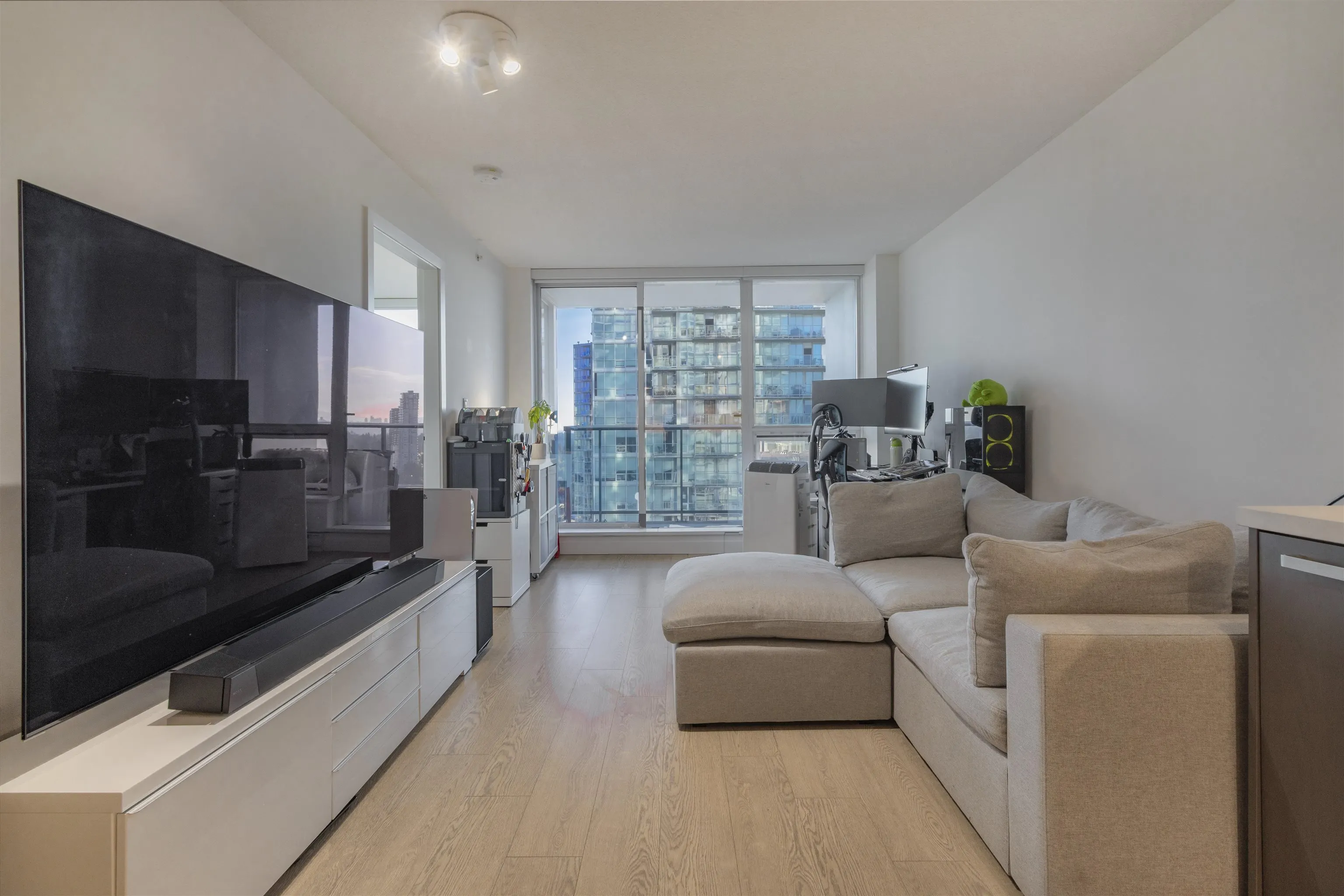 3607 13696 100 Avenue