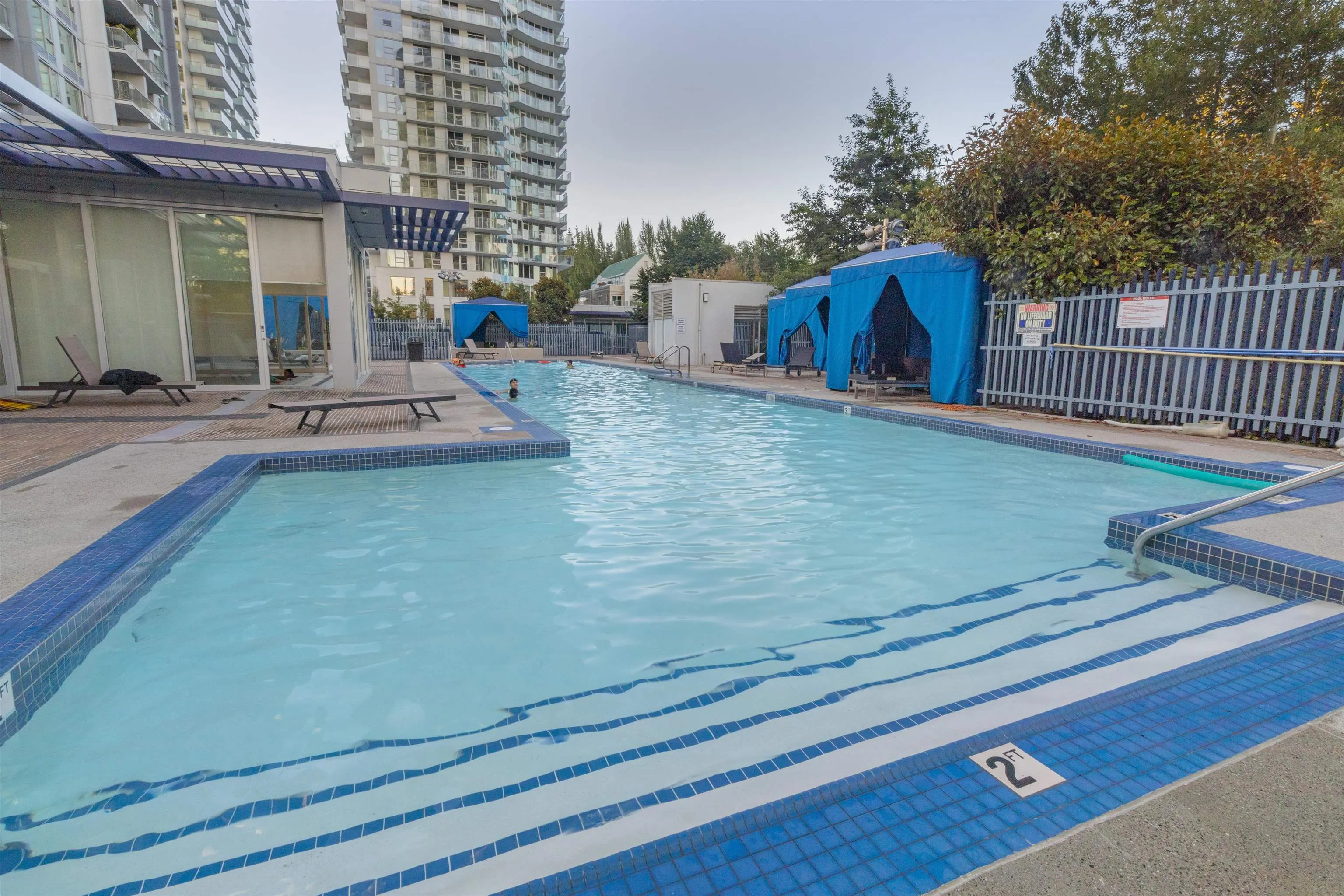 3607 13696 100 Avenue