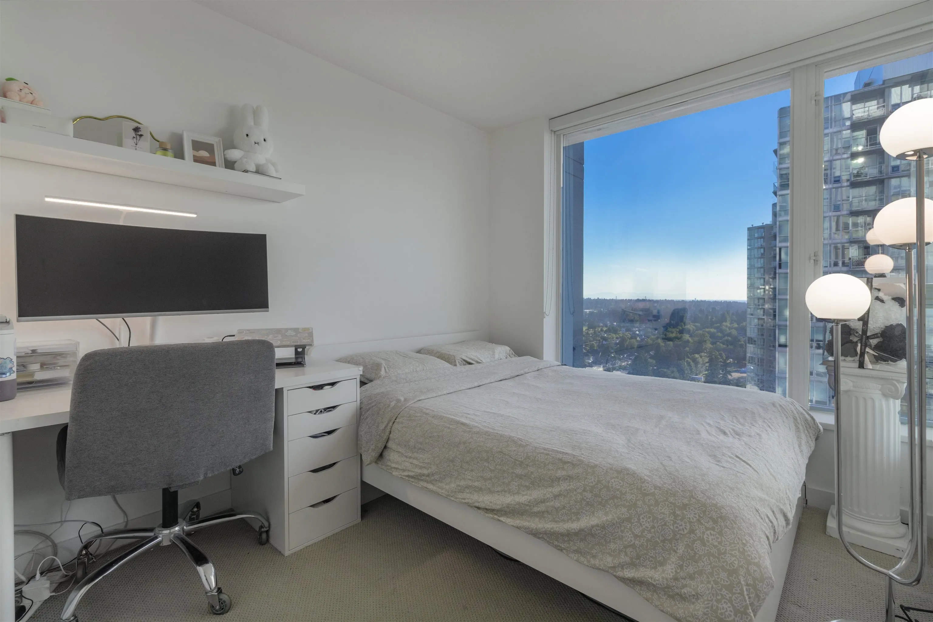 3607 13696 100 Avenue