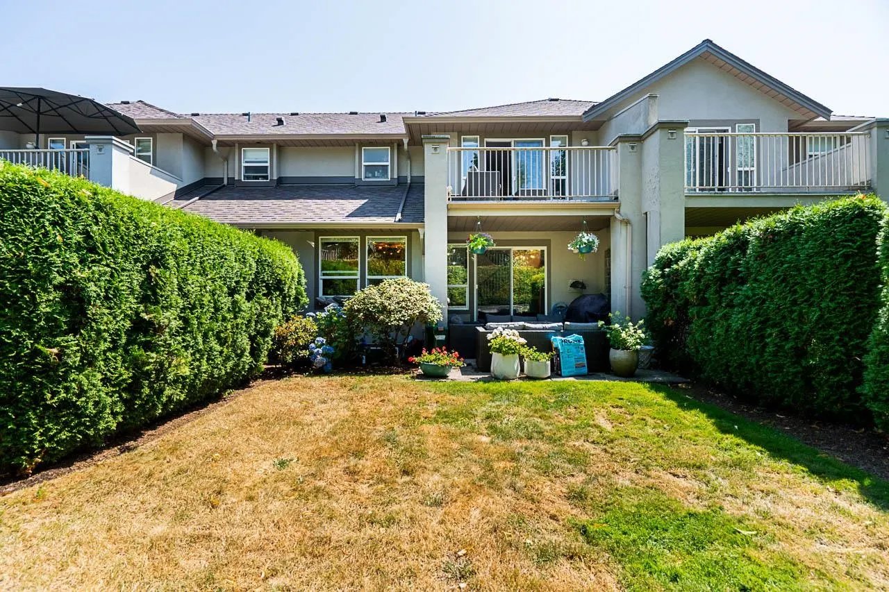 12 2525 Yale Court