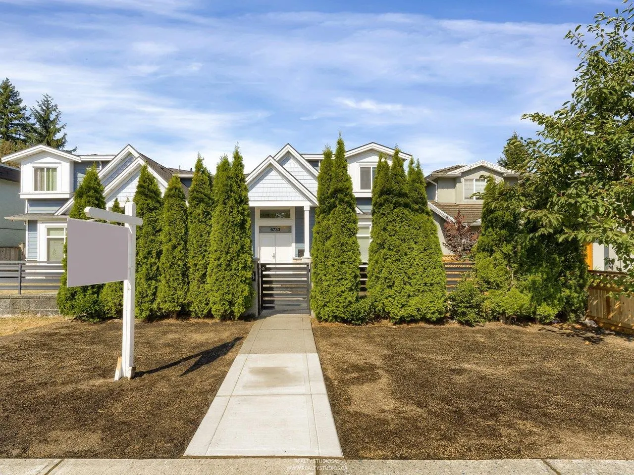 6733 Griffiths Avenue