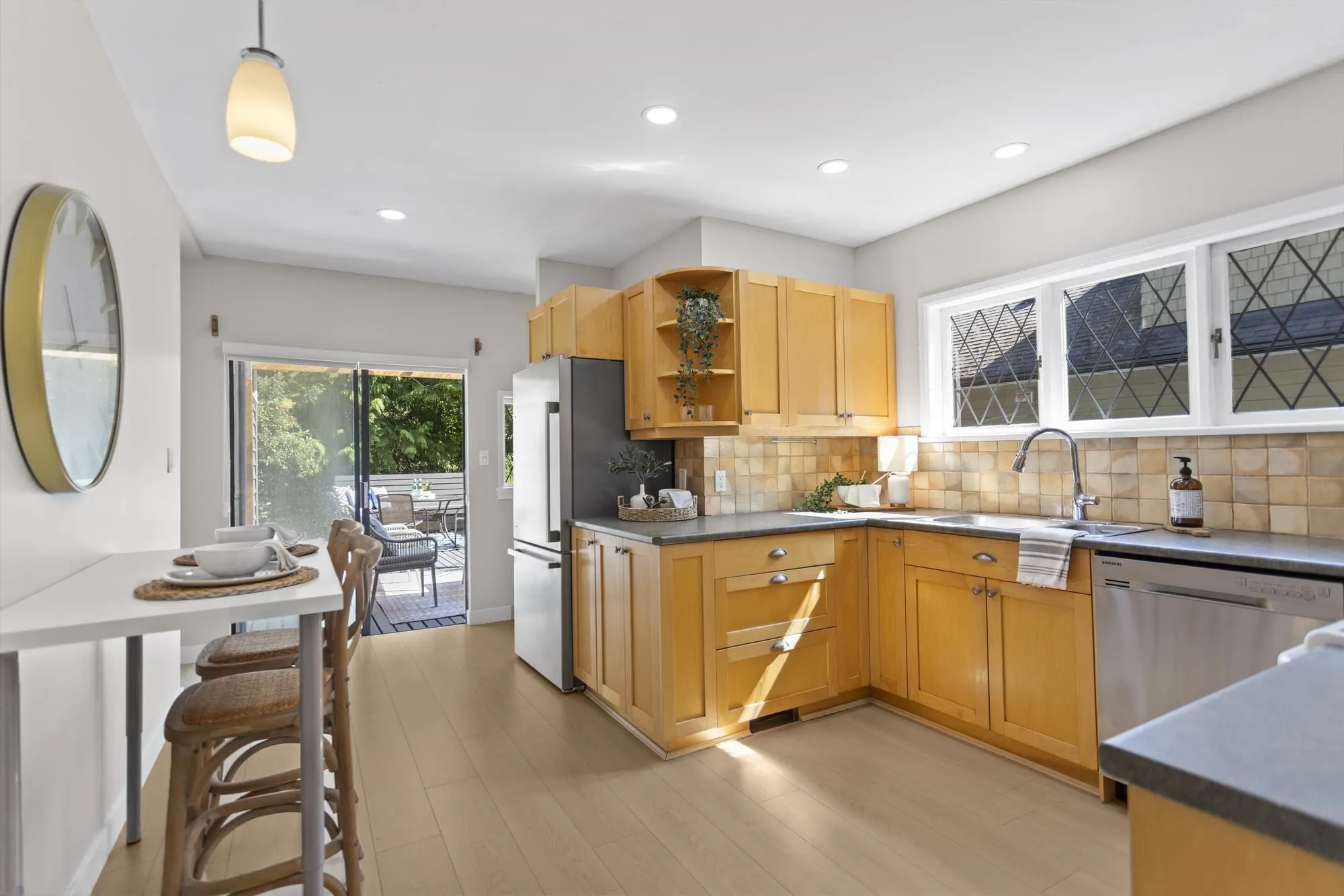 1232 W 21st Street