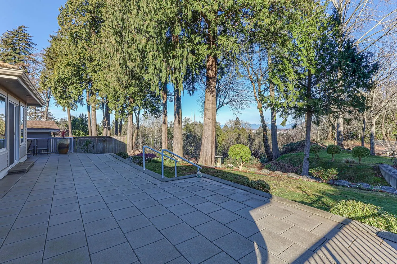 1267 Pacific Drive