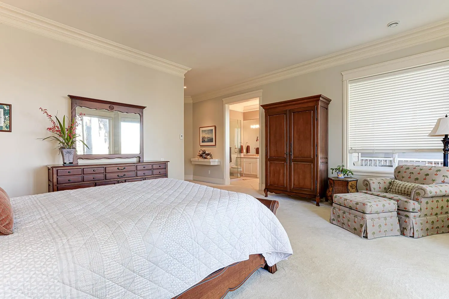 1267 Pacific Drive