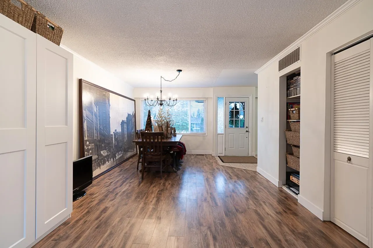 12082 261 Street