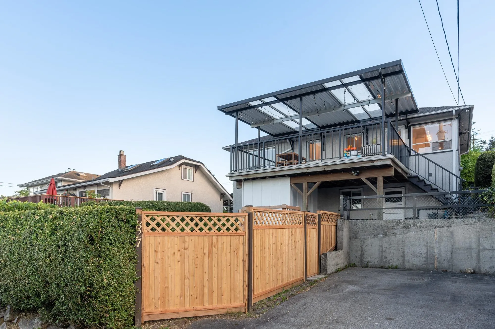 827 Burnaby Street