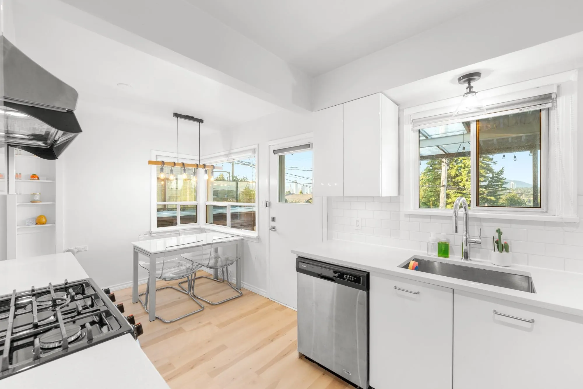827 Burnaby Street