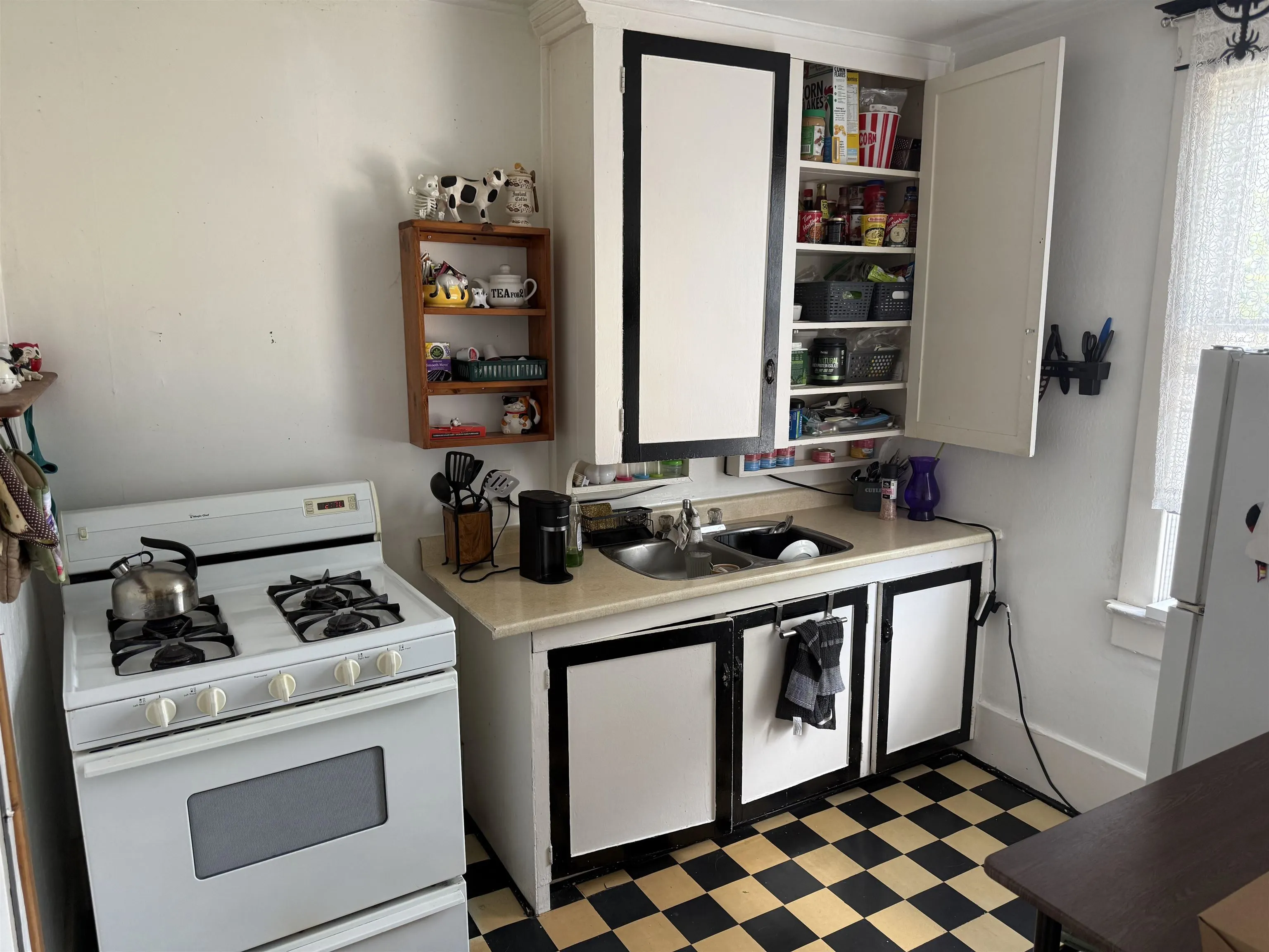 423 Sixth Street