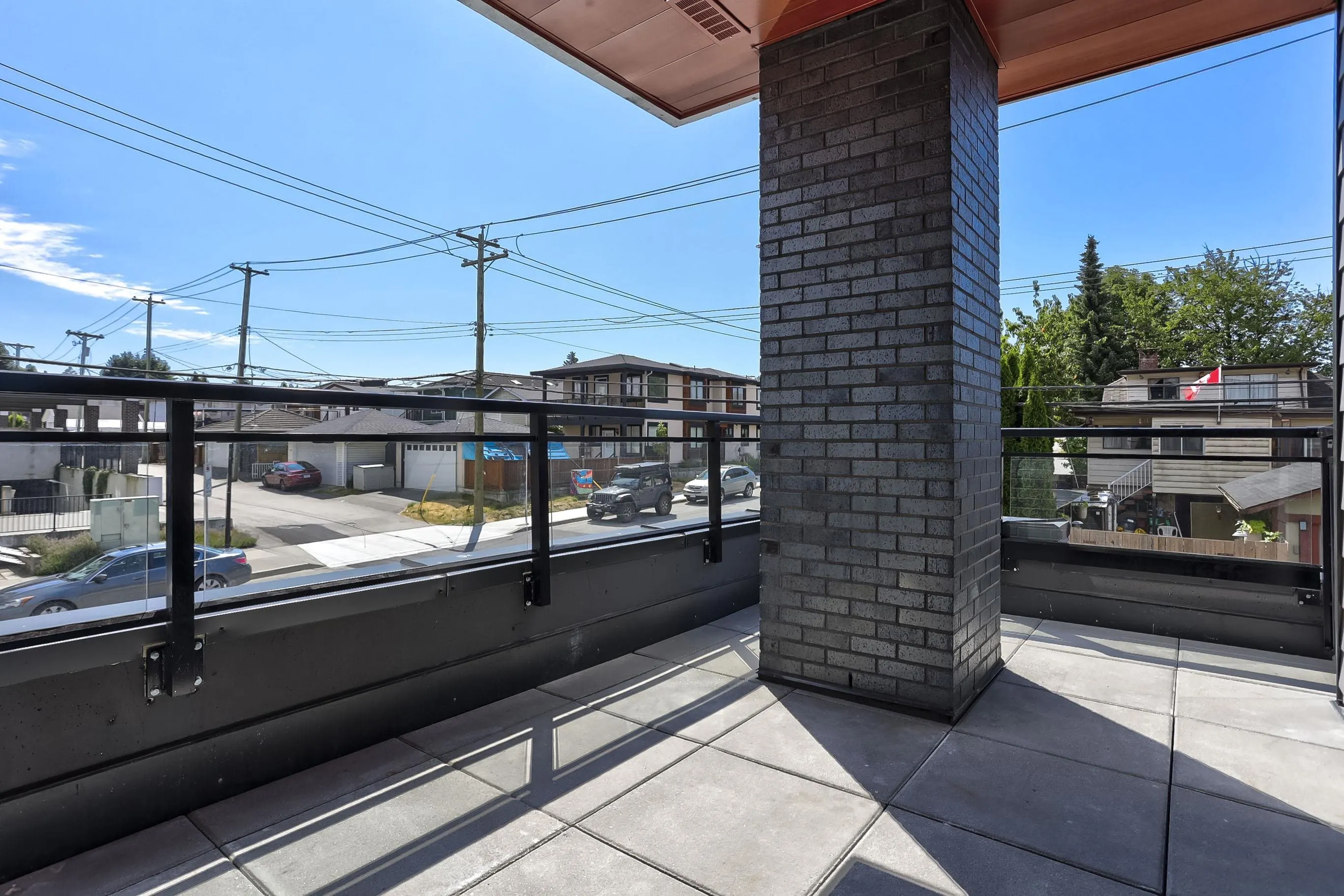 306 4788 Hastings Street