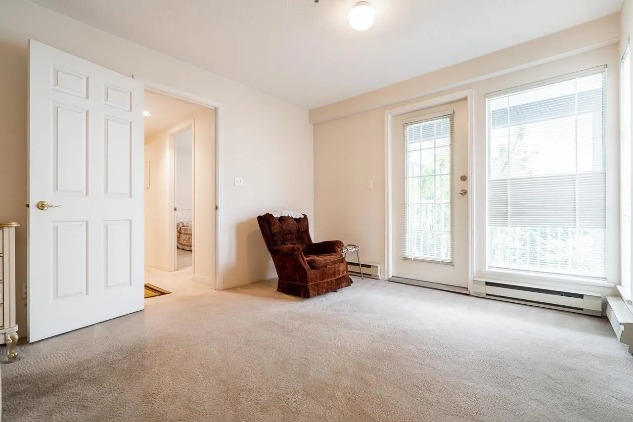 1449 Walnut Street