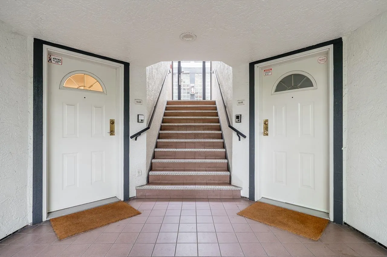 1449 Walnut Street