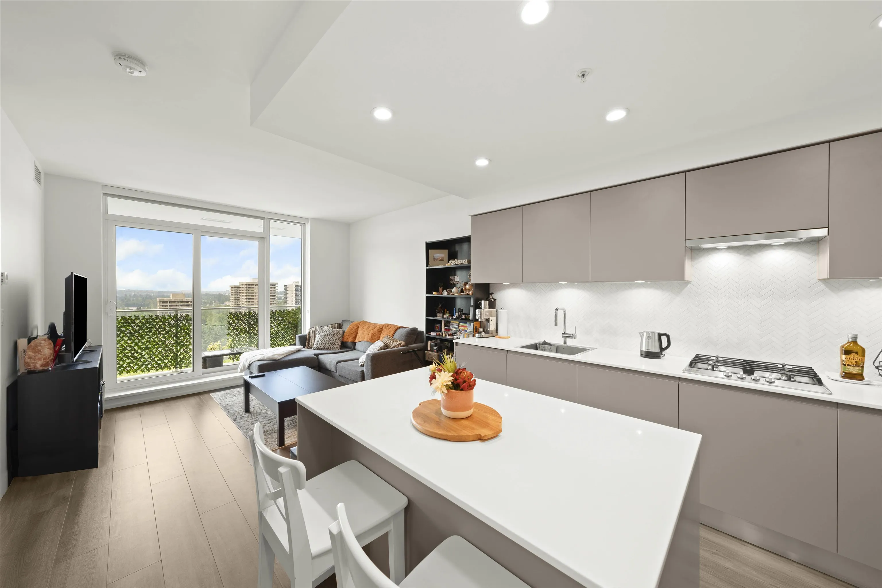 1509 3833 Evergreen Place