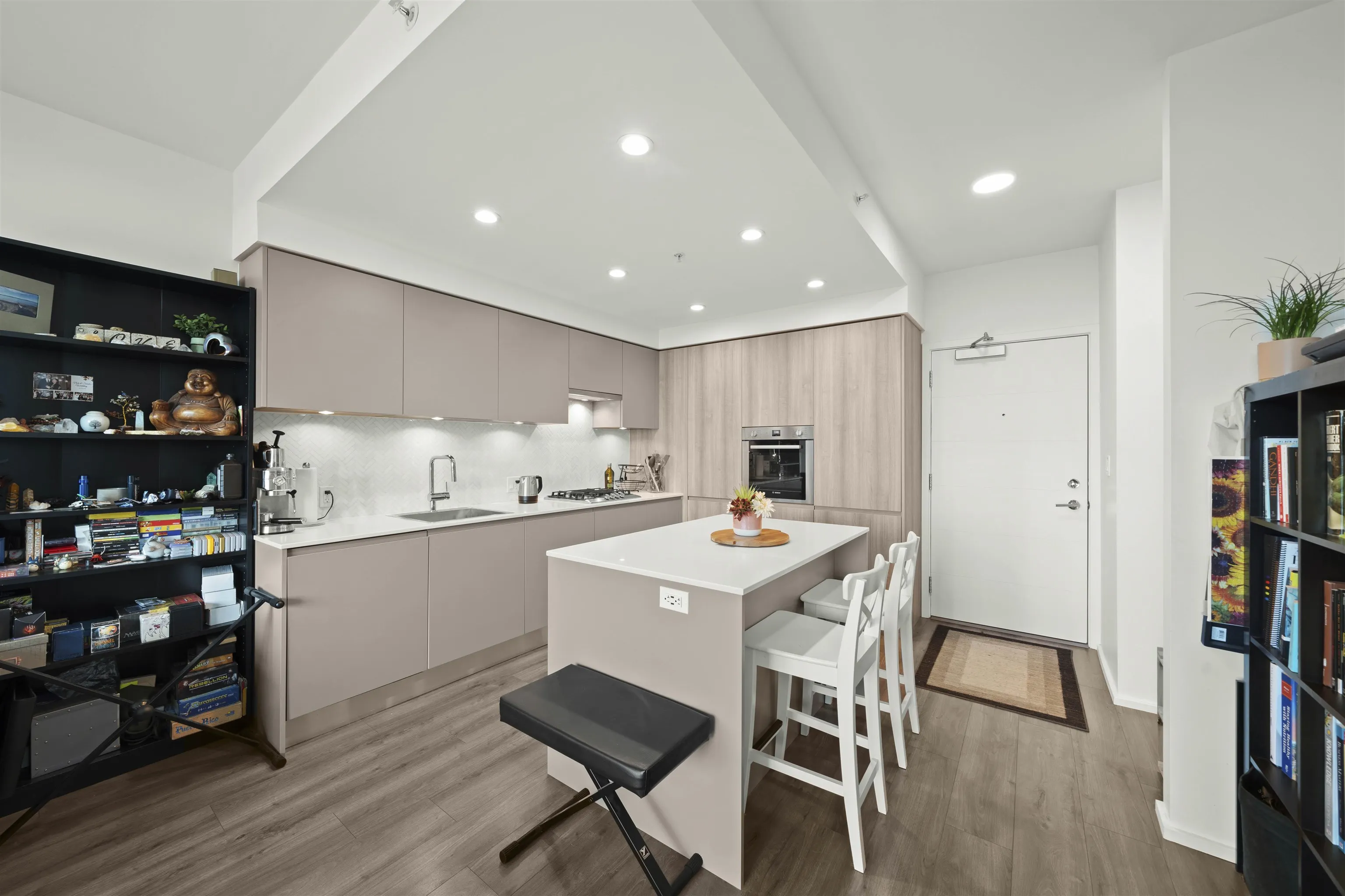 1509 3833 Evergreen Place