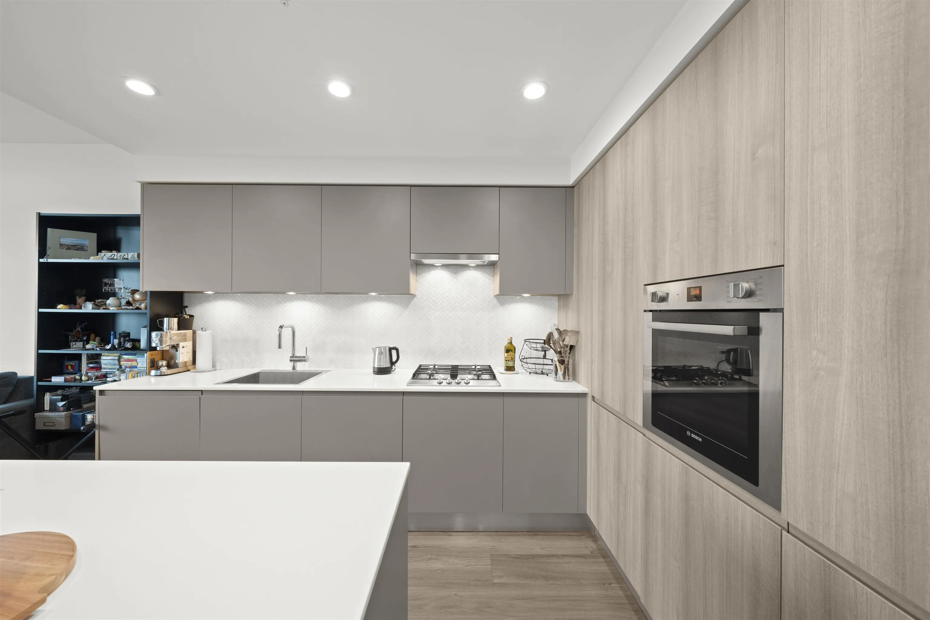 1509 3833 Evergreen Place
