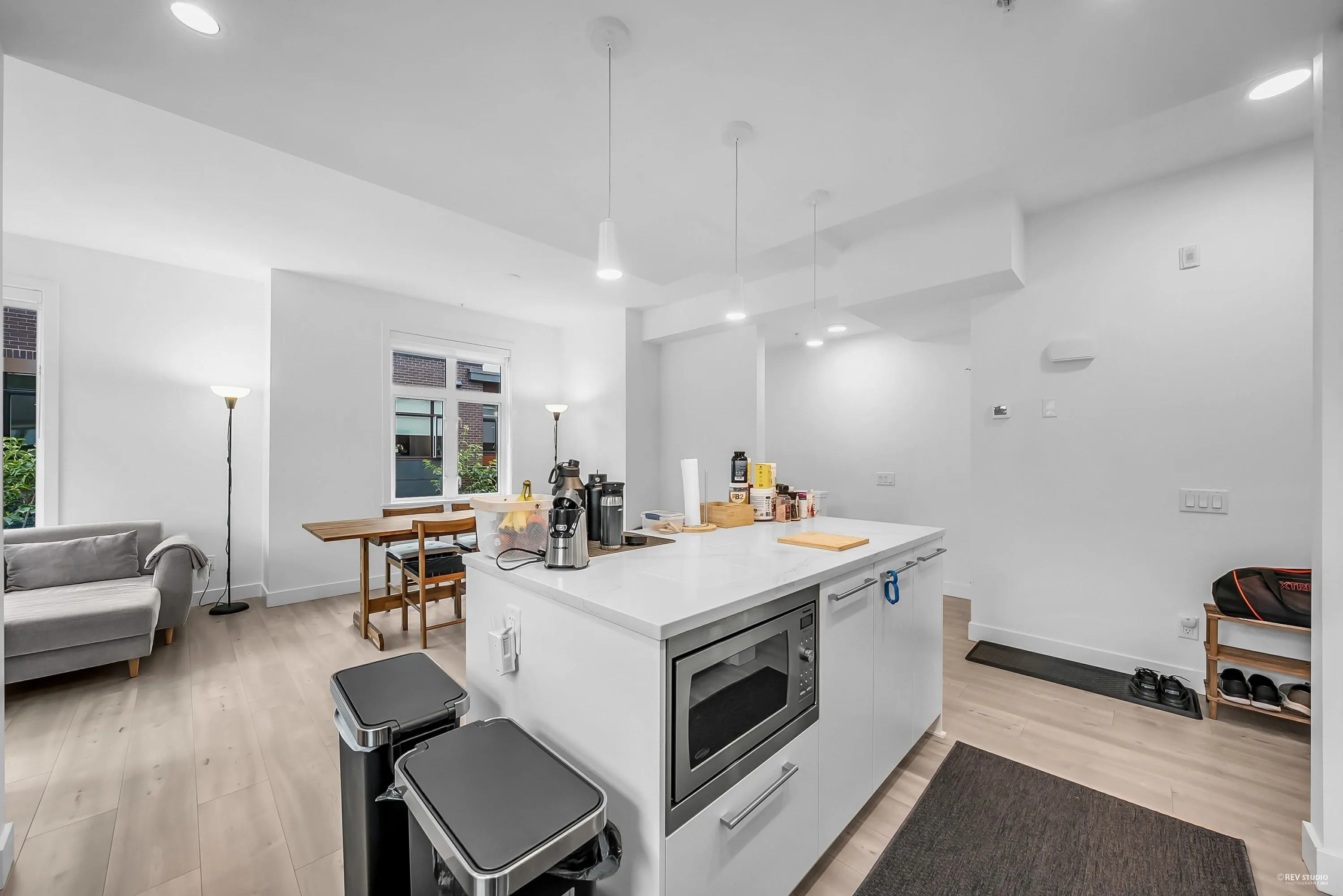 261 2035 Glenaire Drive
