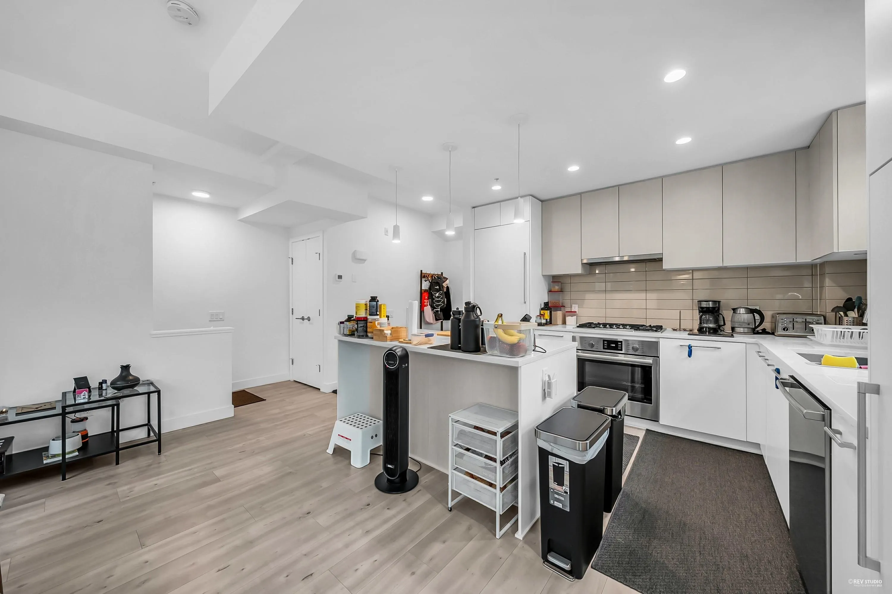 261 2035 Glenaire Drive