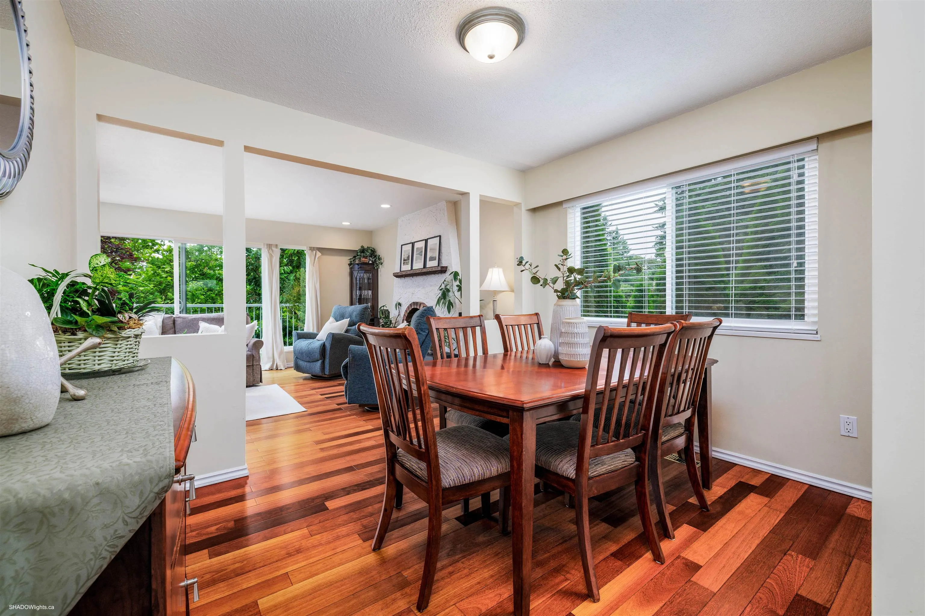 11073 Lawrie Crescent