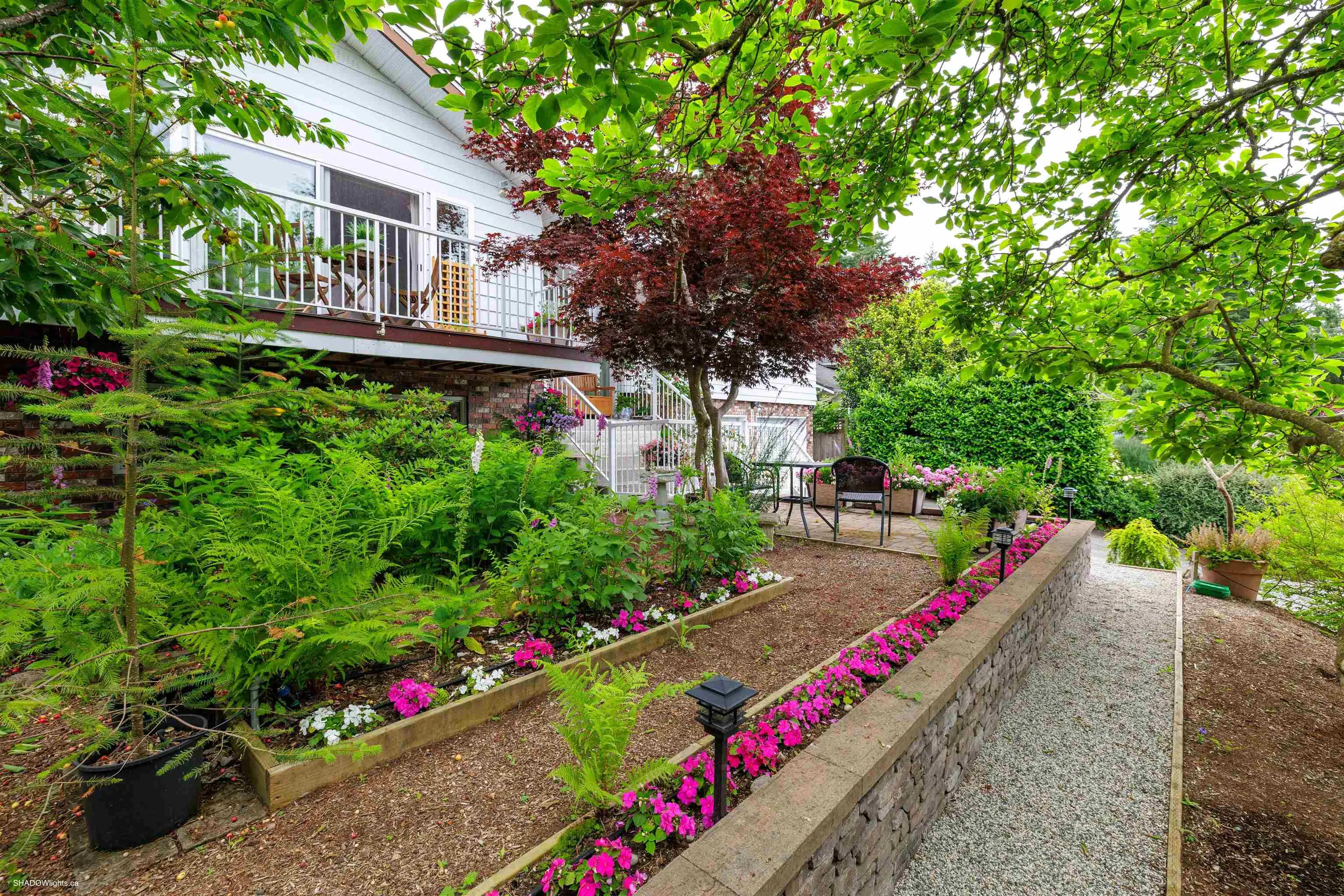 11073 Lawrie Crescent