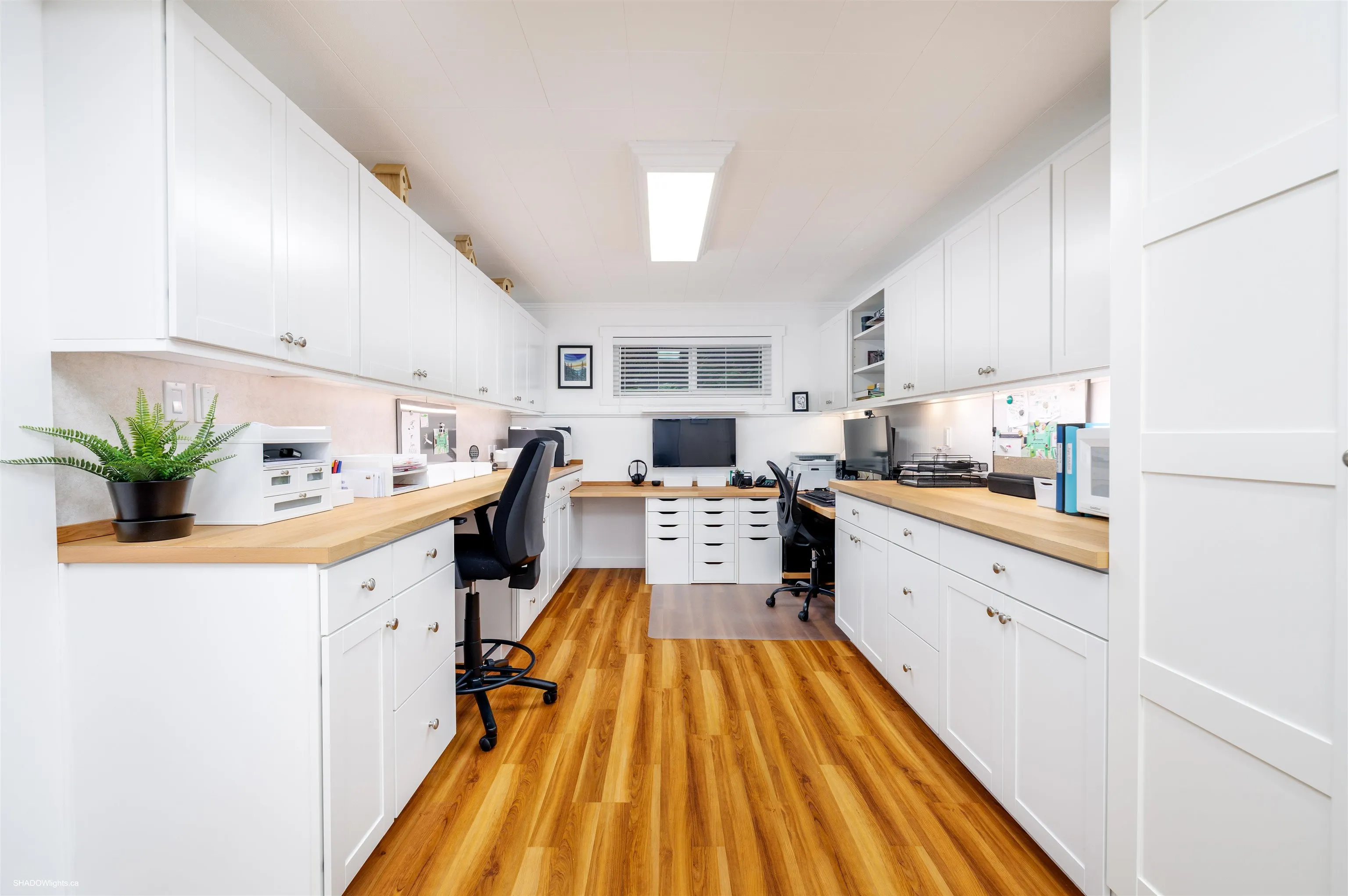 11073 Lawrie Crescent