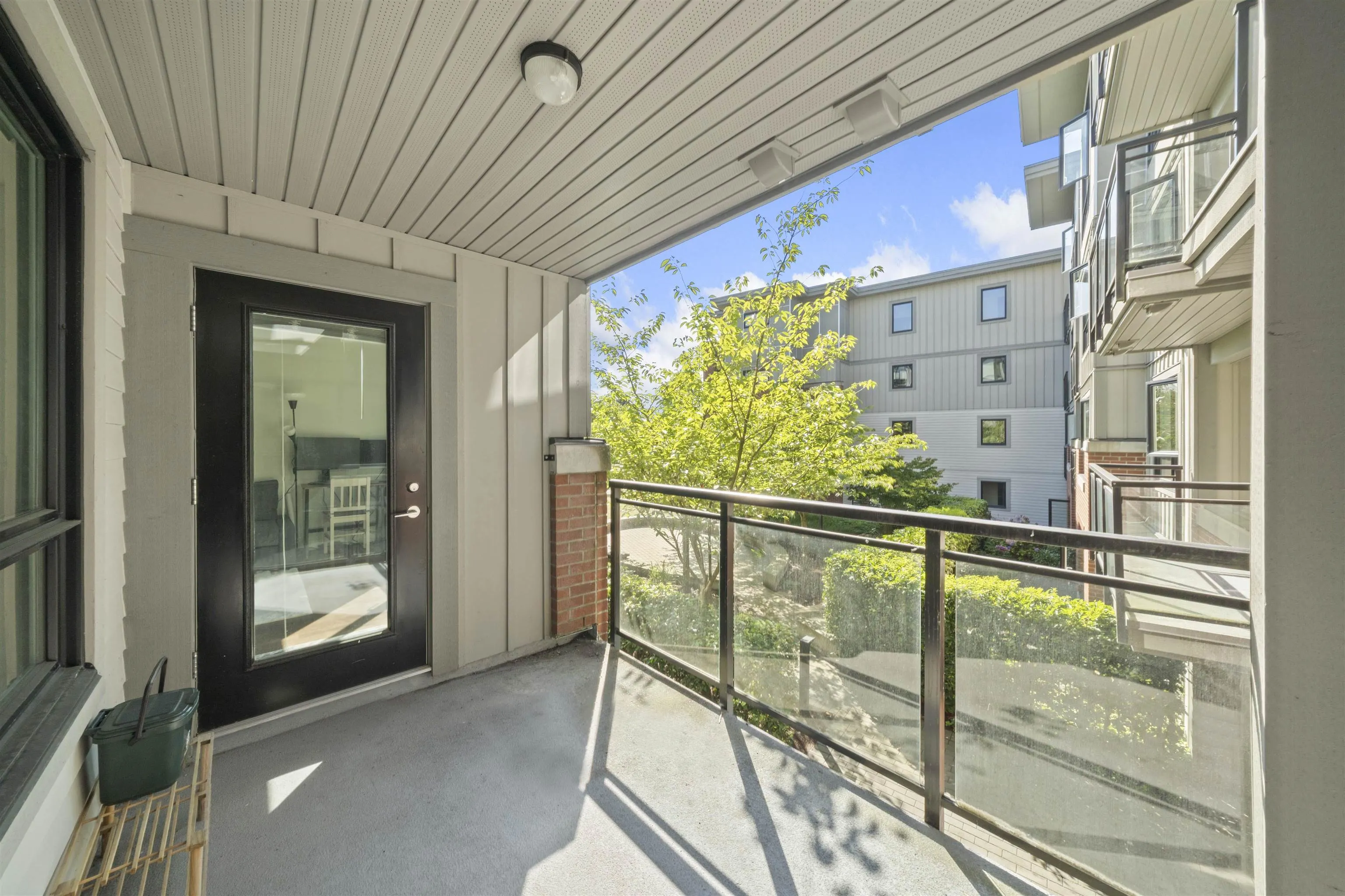 218 7058 14th Avenue