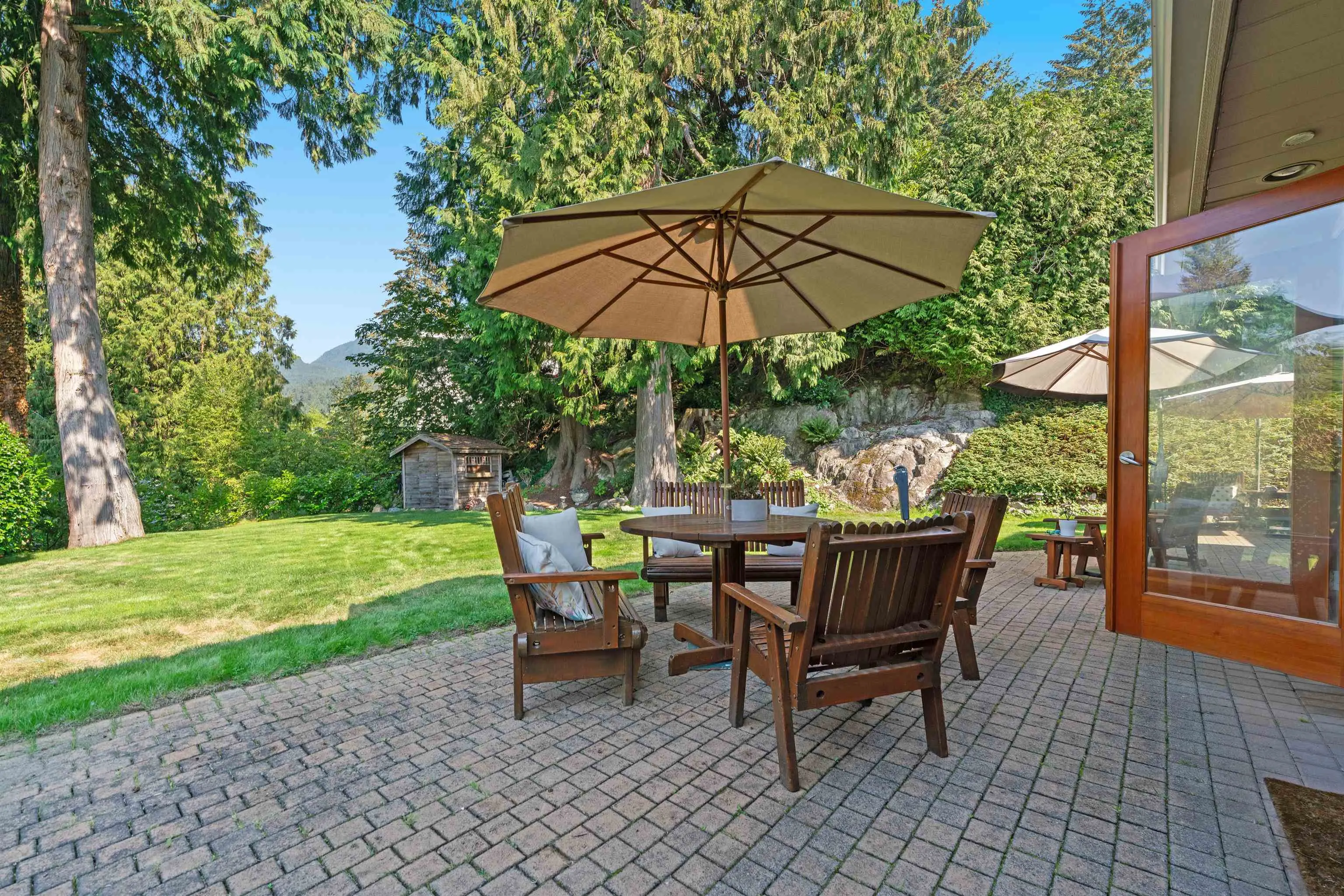 5475 Greenleaf Road