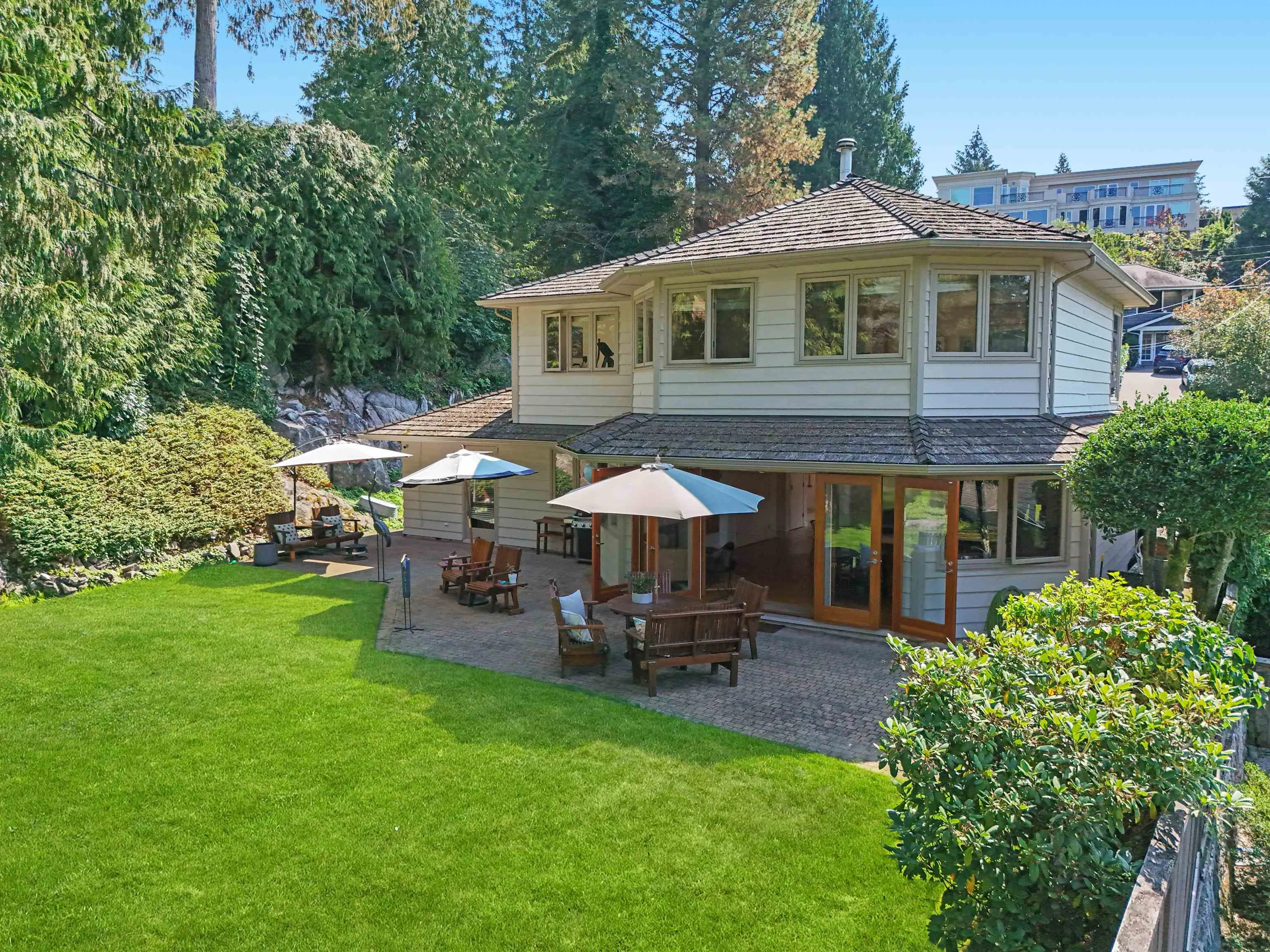 5475 Greenleaf Road