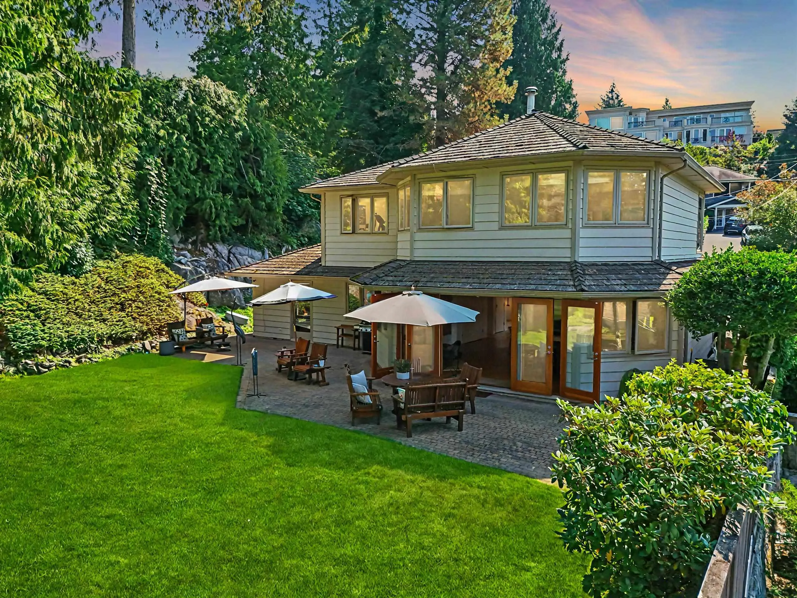 5475 Greenleaf Road