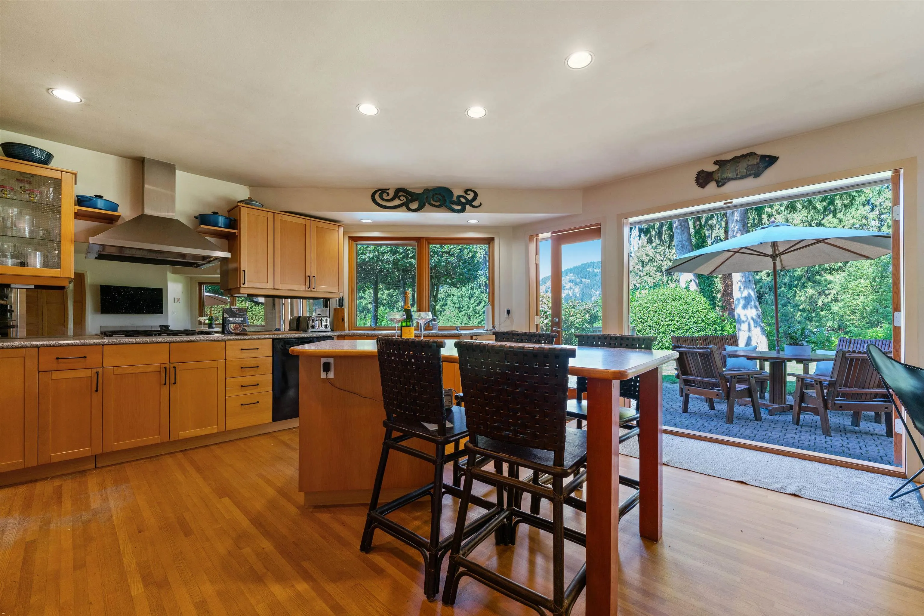 5475 Greenleaf Road
