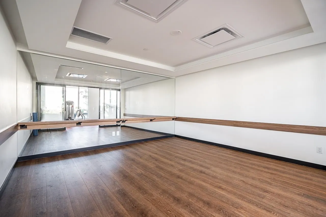 1704 13685 102 Avenue
