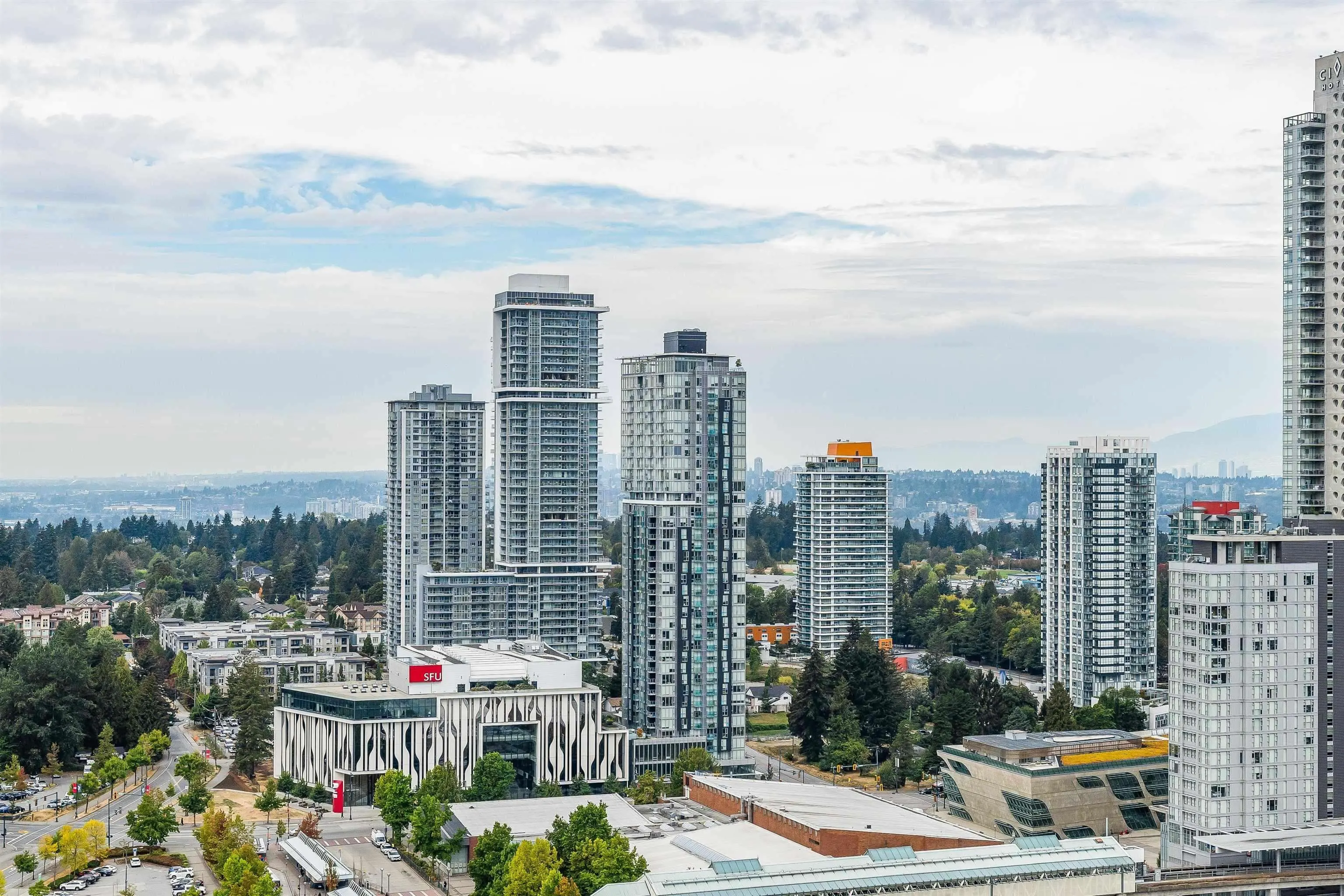 1704 13685 102 Avenue