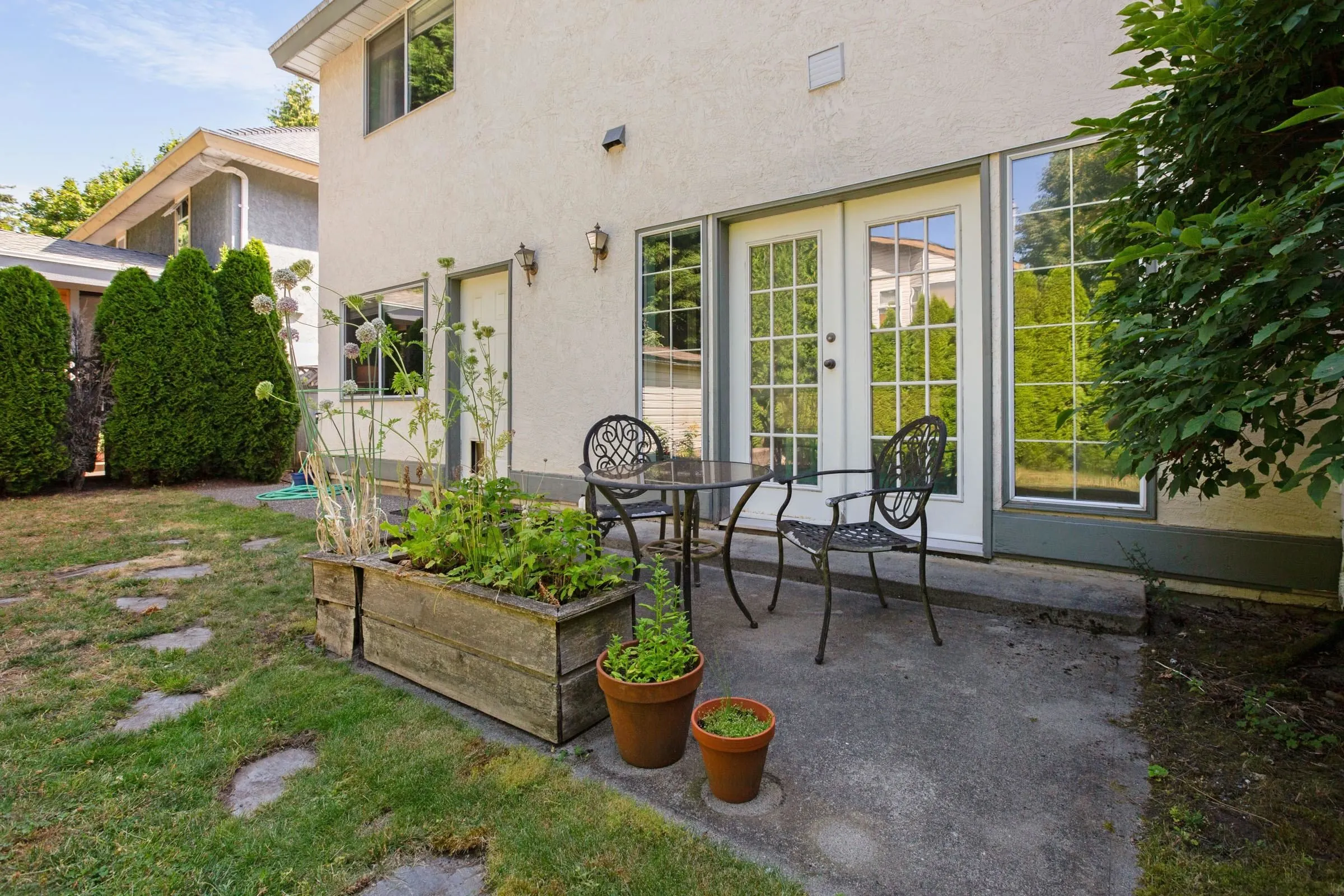 13028 19a Avenue
