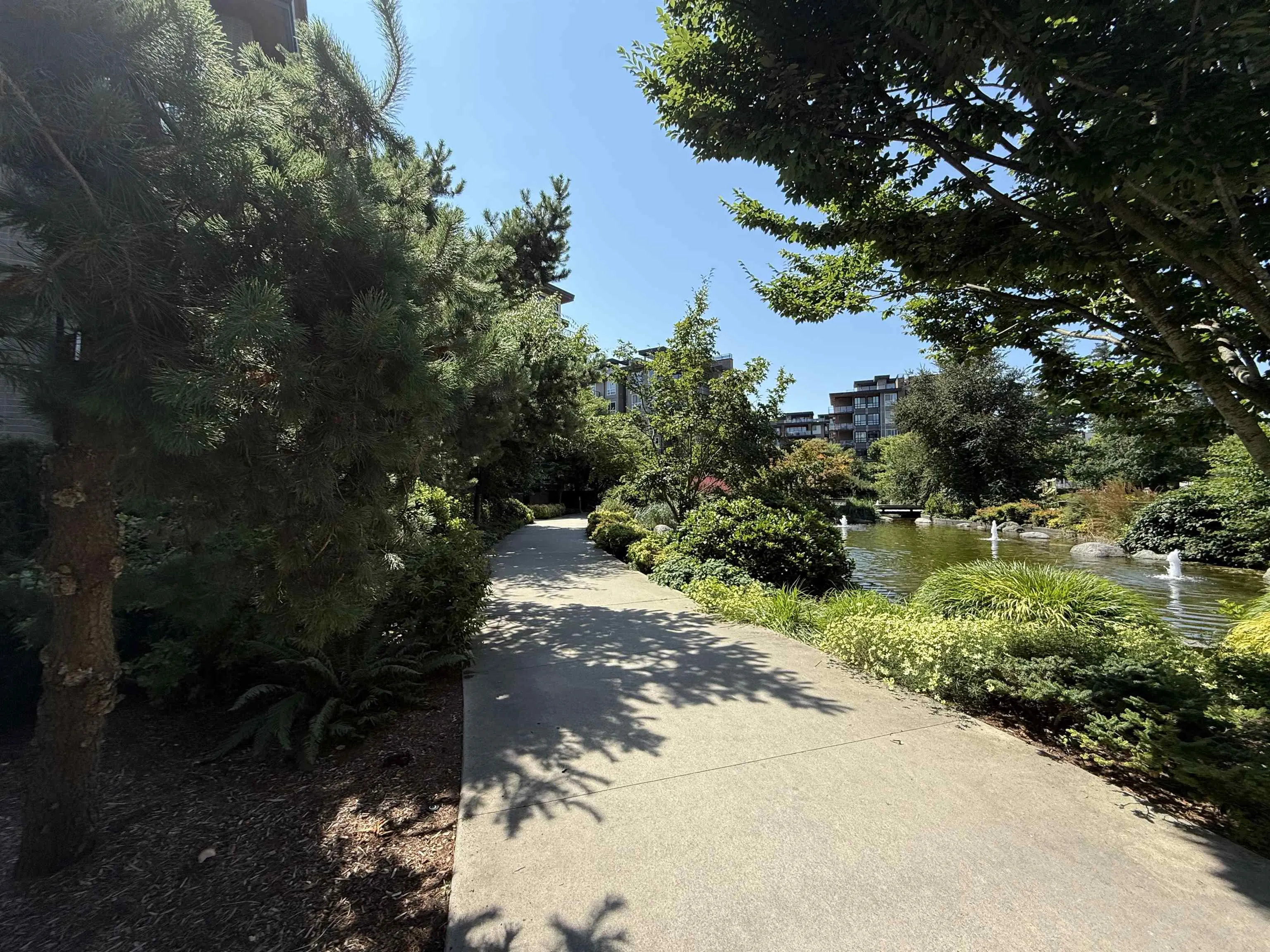 PH6 5981 Gray Avenue