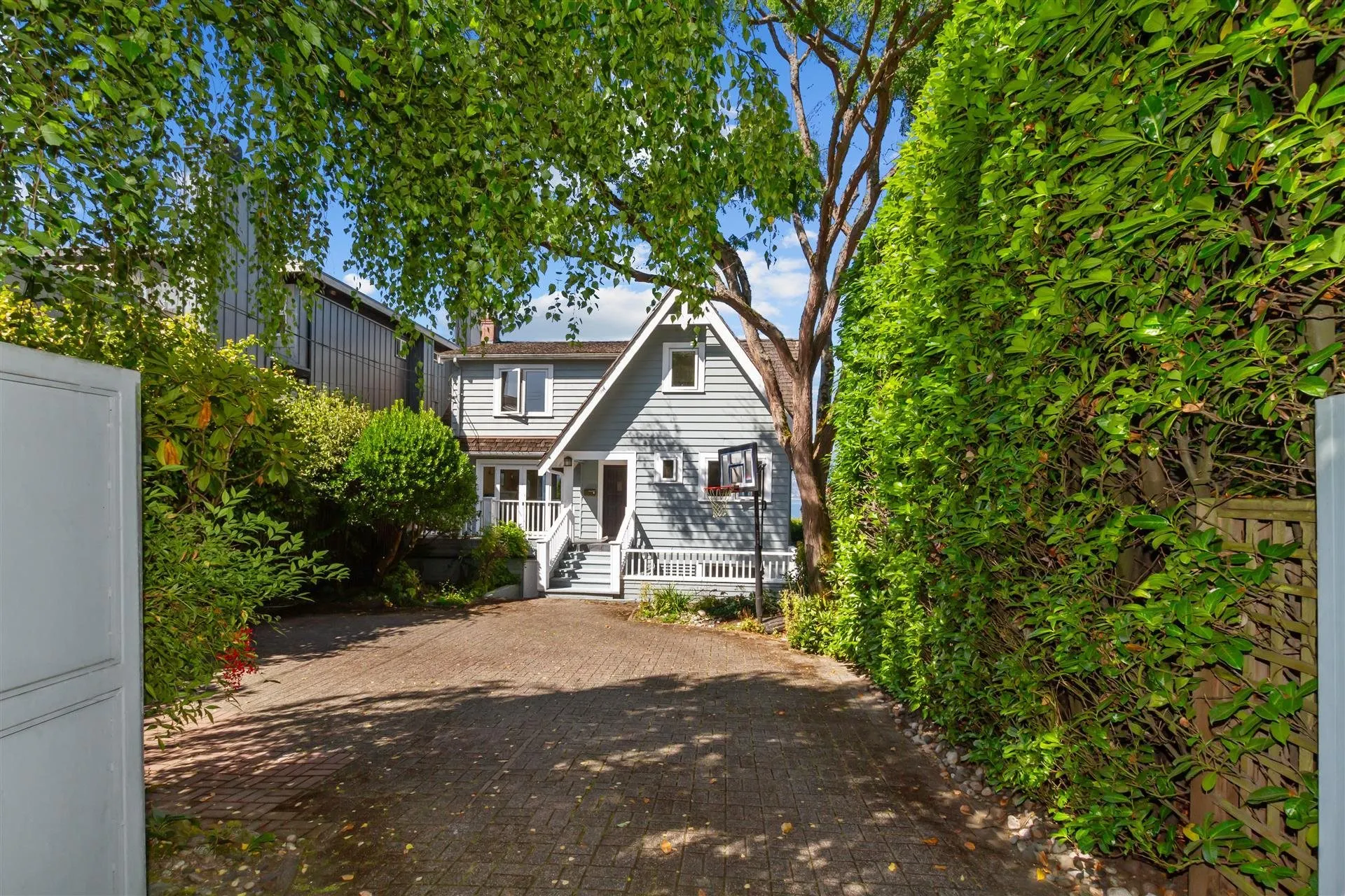 3131 Point Grey Road