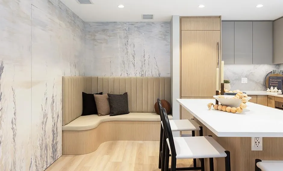 1403 5860 Olive Avenue