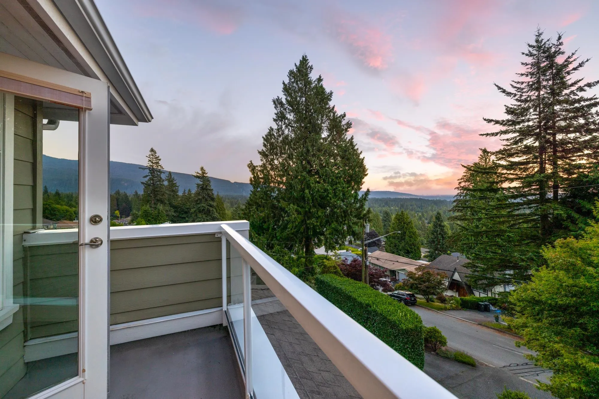 1122 Kilmer Road