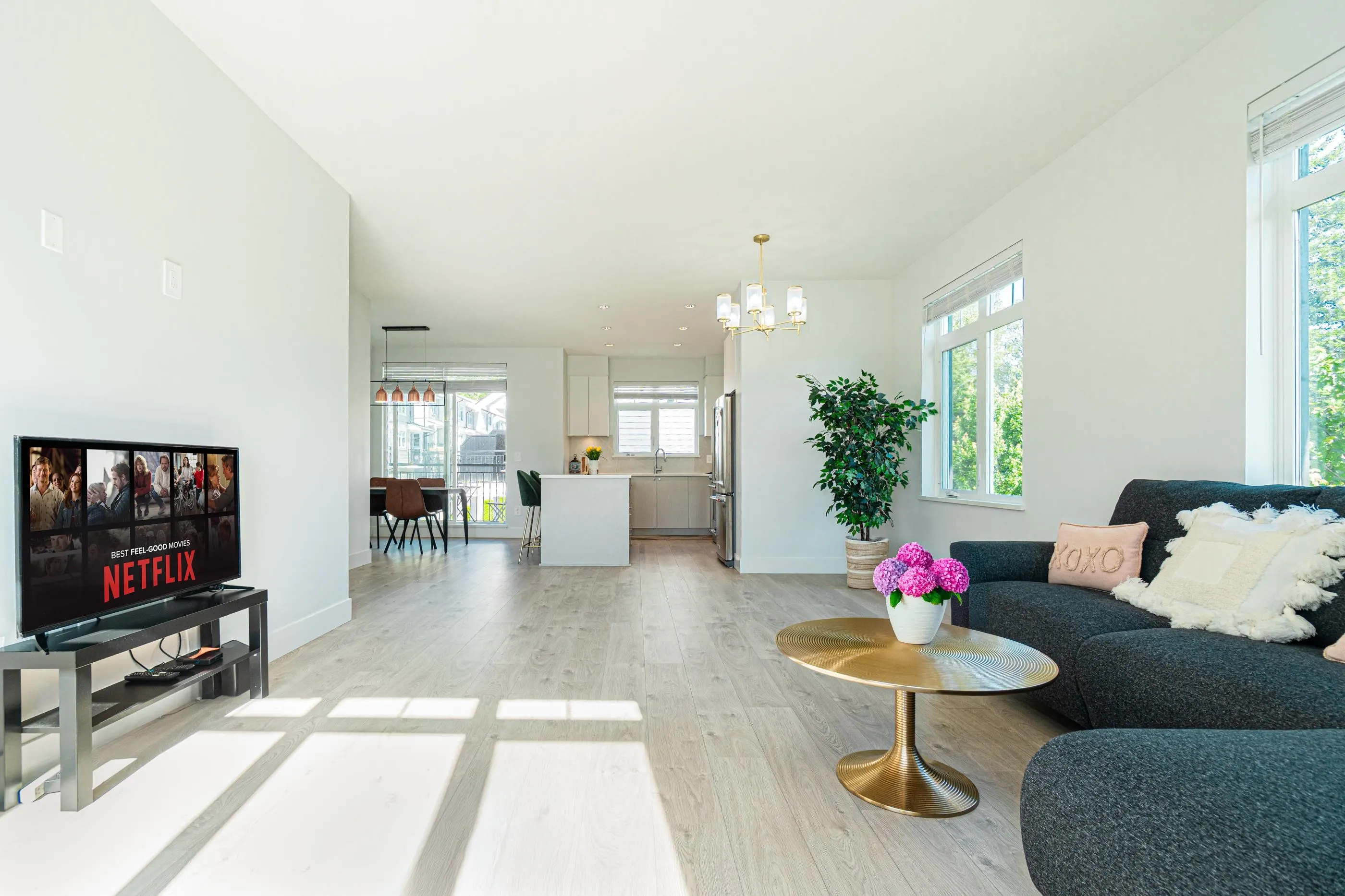 18 2070 Oak Meadows Drive