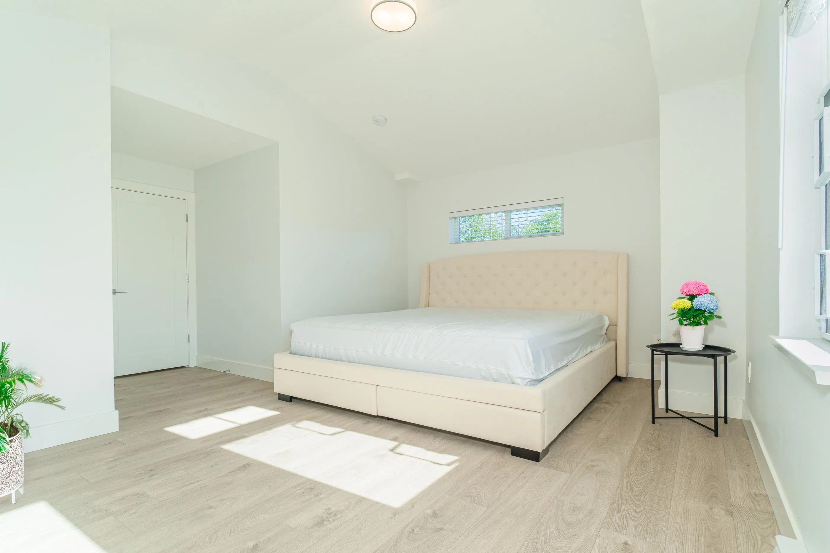 18 2070 Oak Meadows Drive