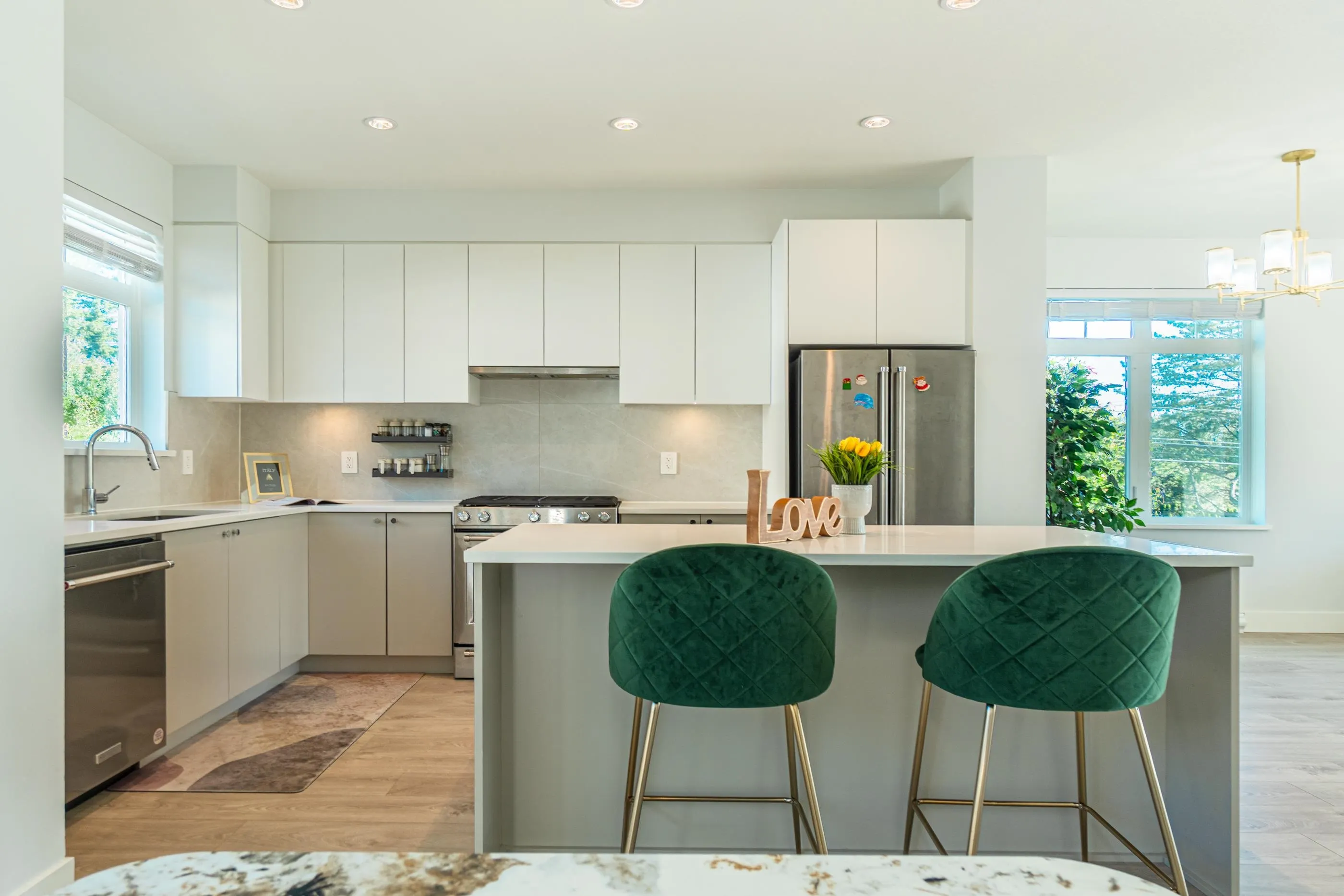 18 2070 Oak Meadows Drive