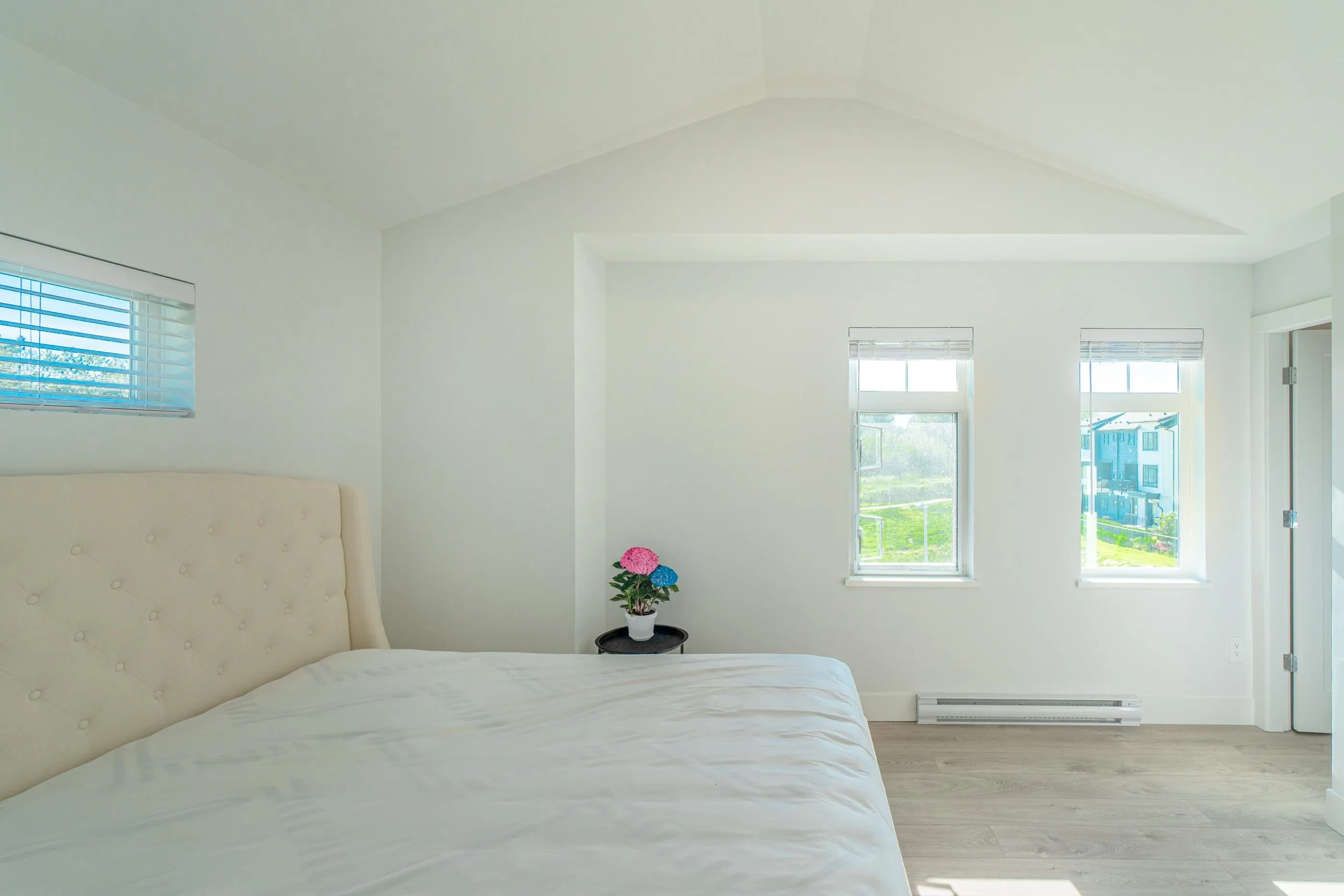 18 2070 Oak Meadows Drive