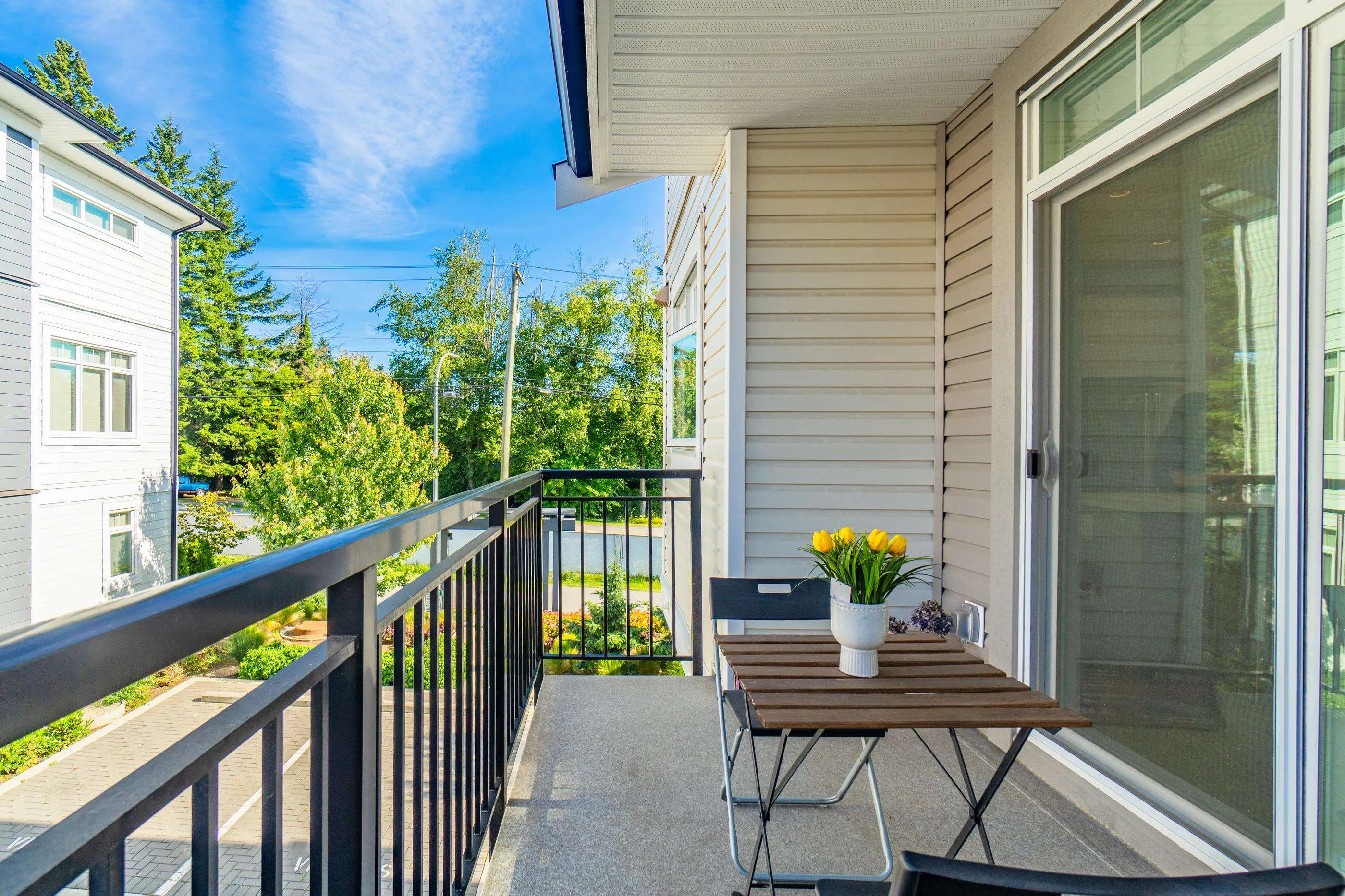 18 2070 Oak Meadows Drive